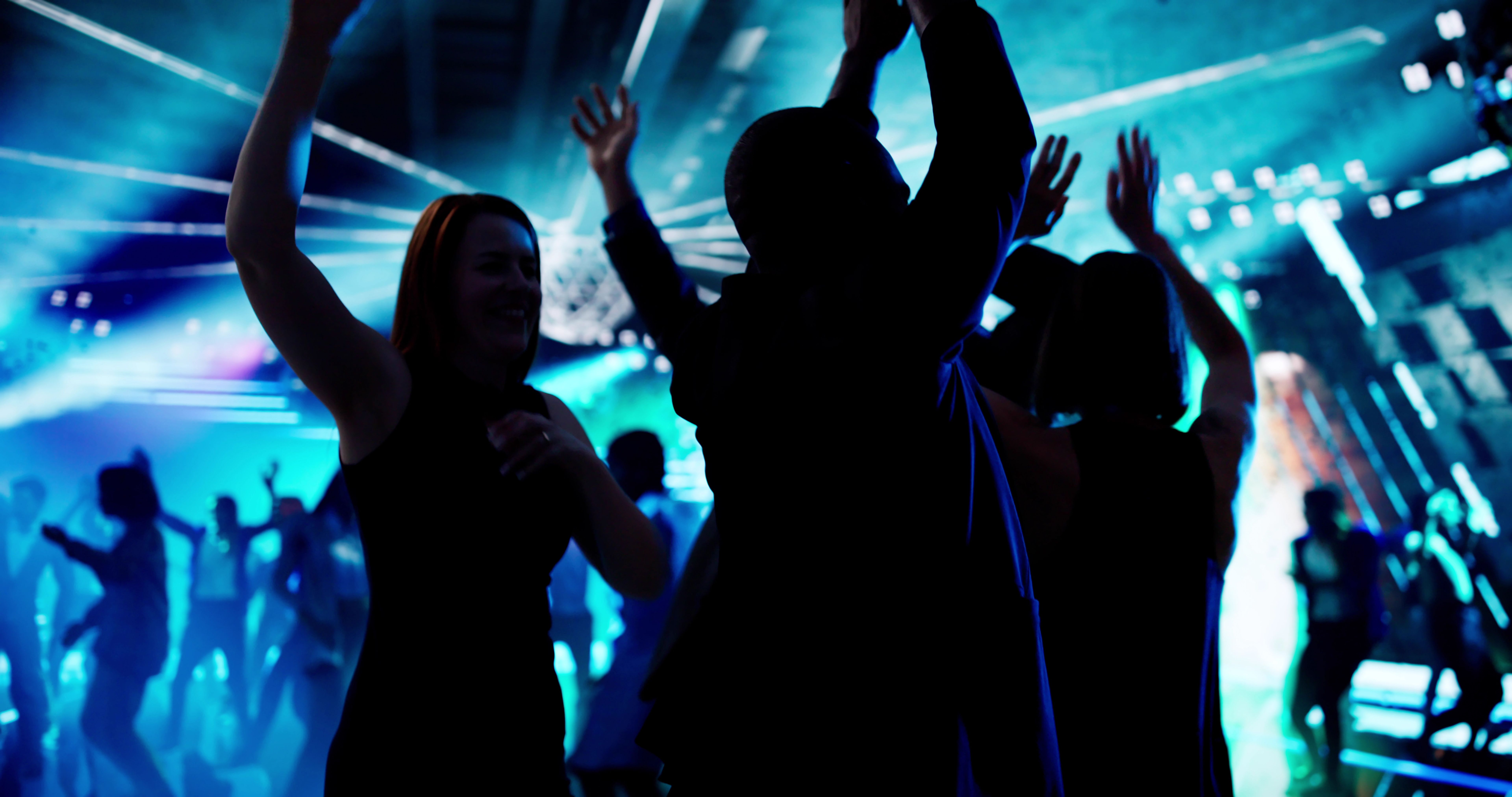 nightclub crowd