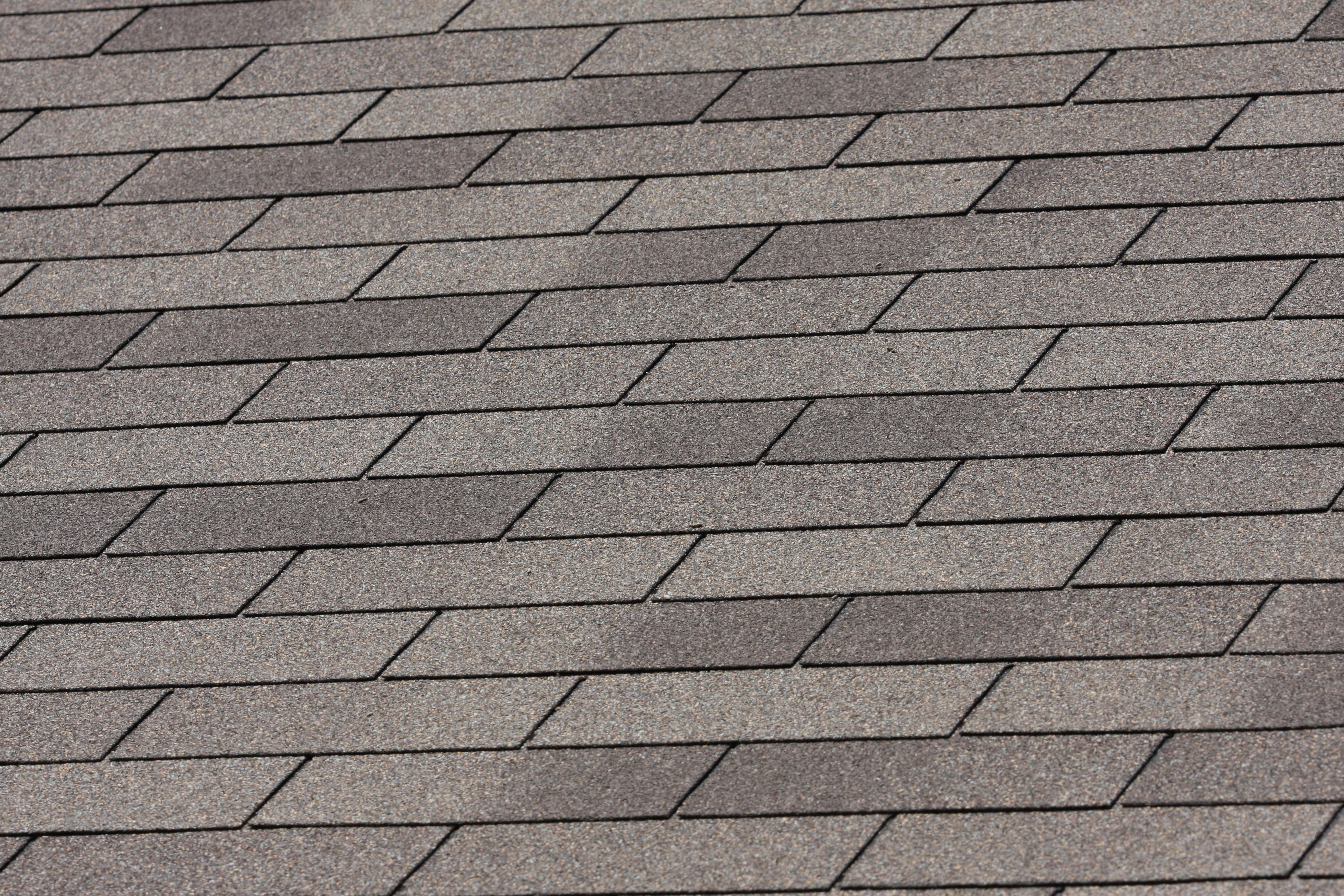asphalt shingles roof