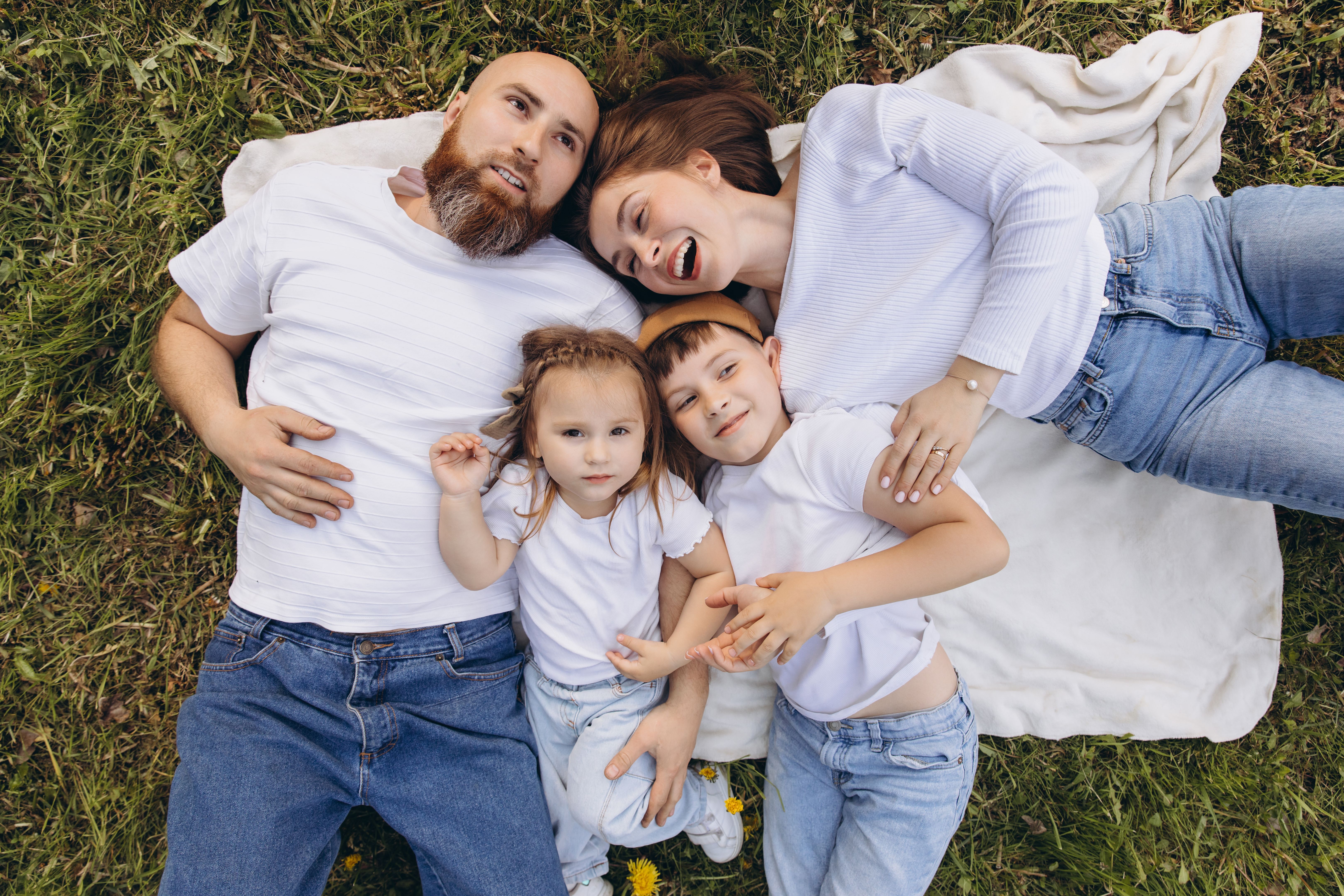 family spring photoshoot