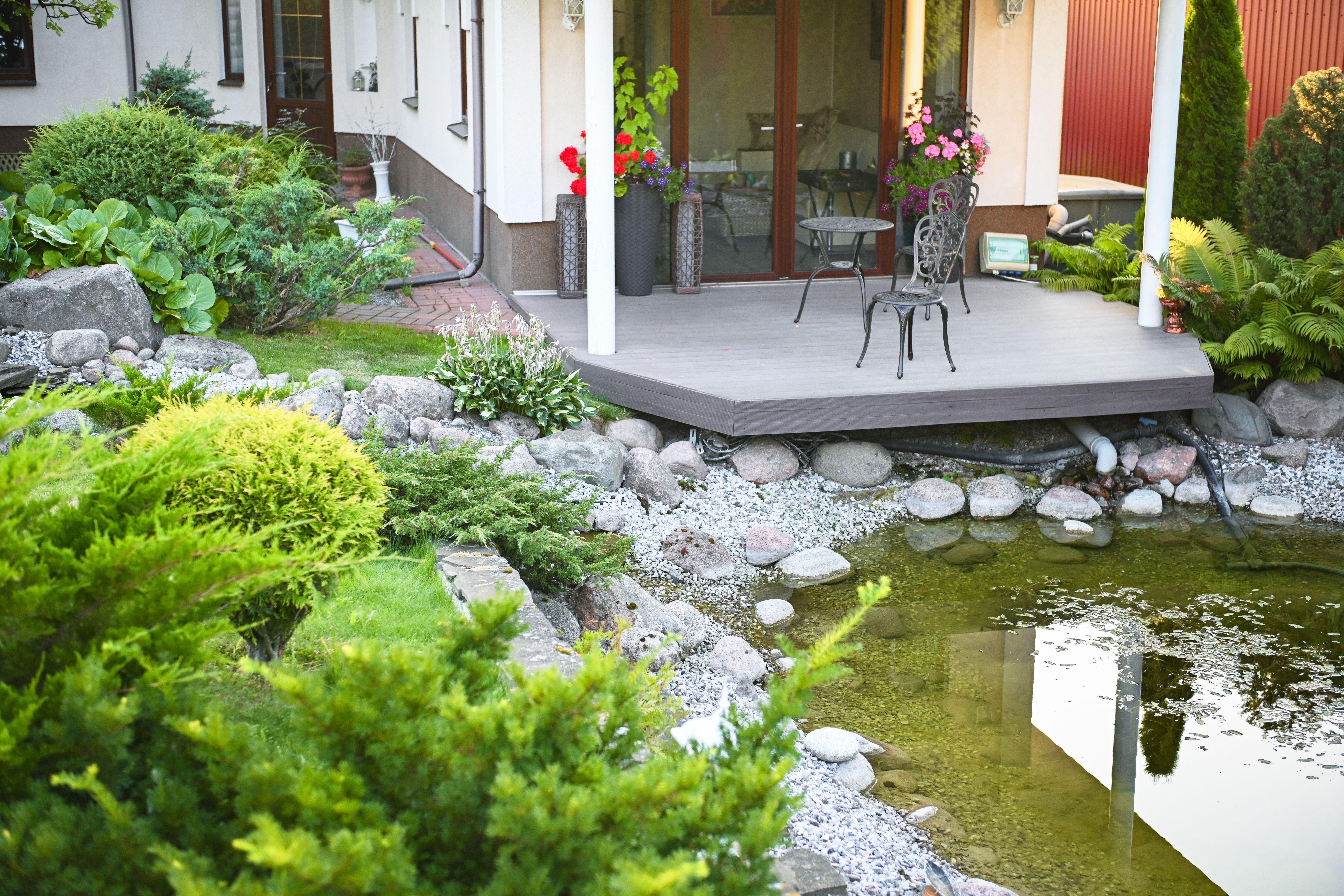 pool landscaping