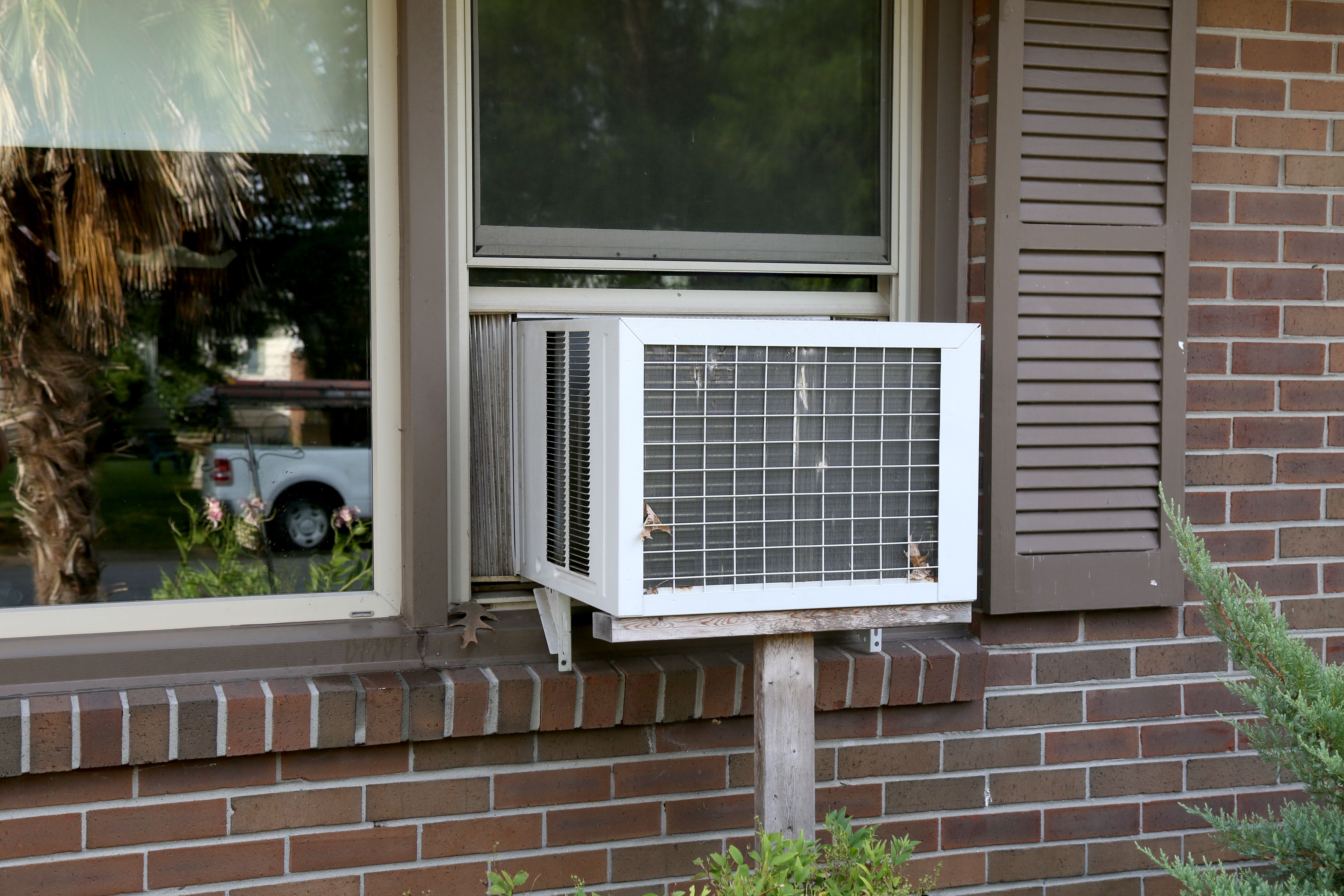window air conditioner