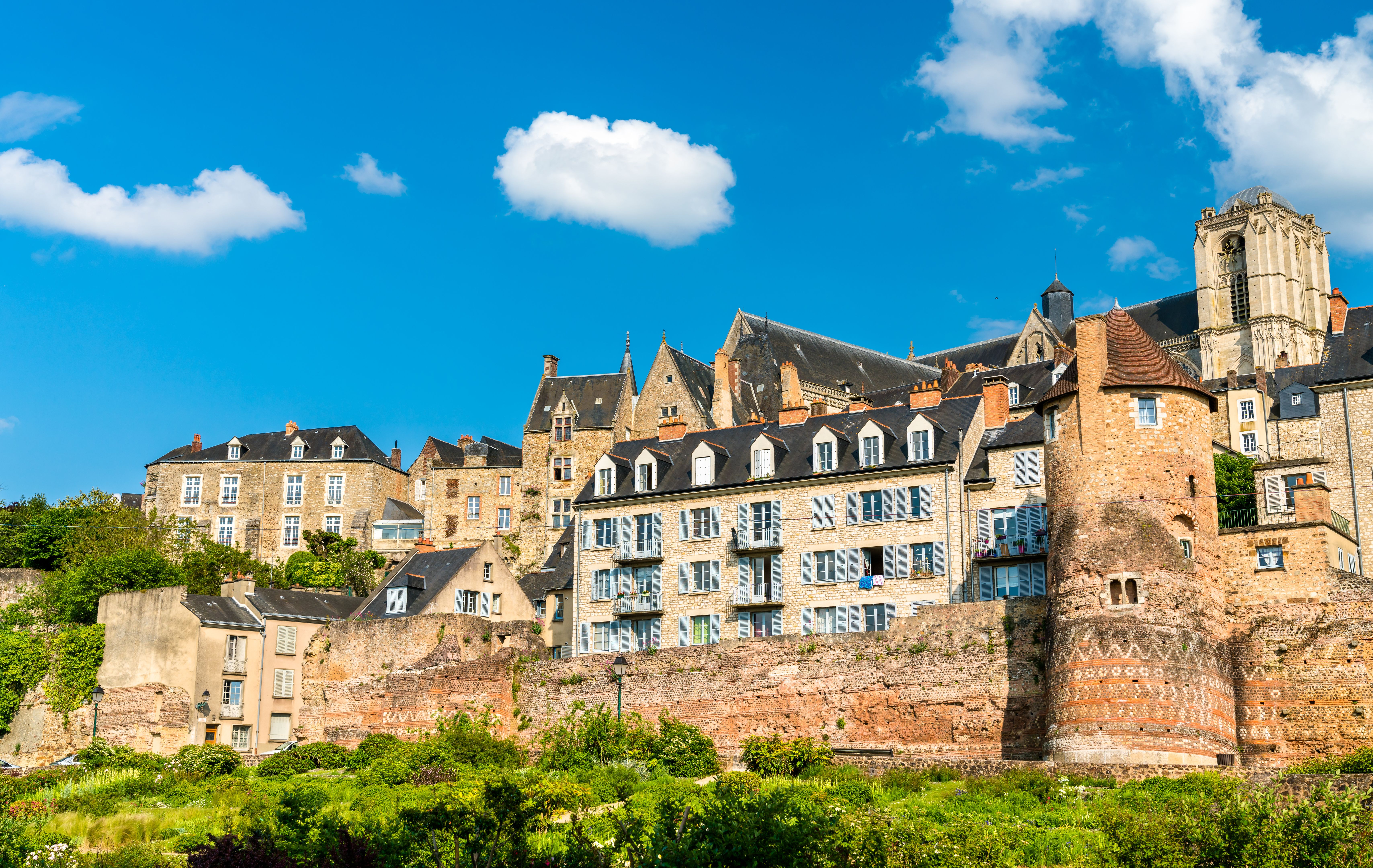 le mans neighborhood