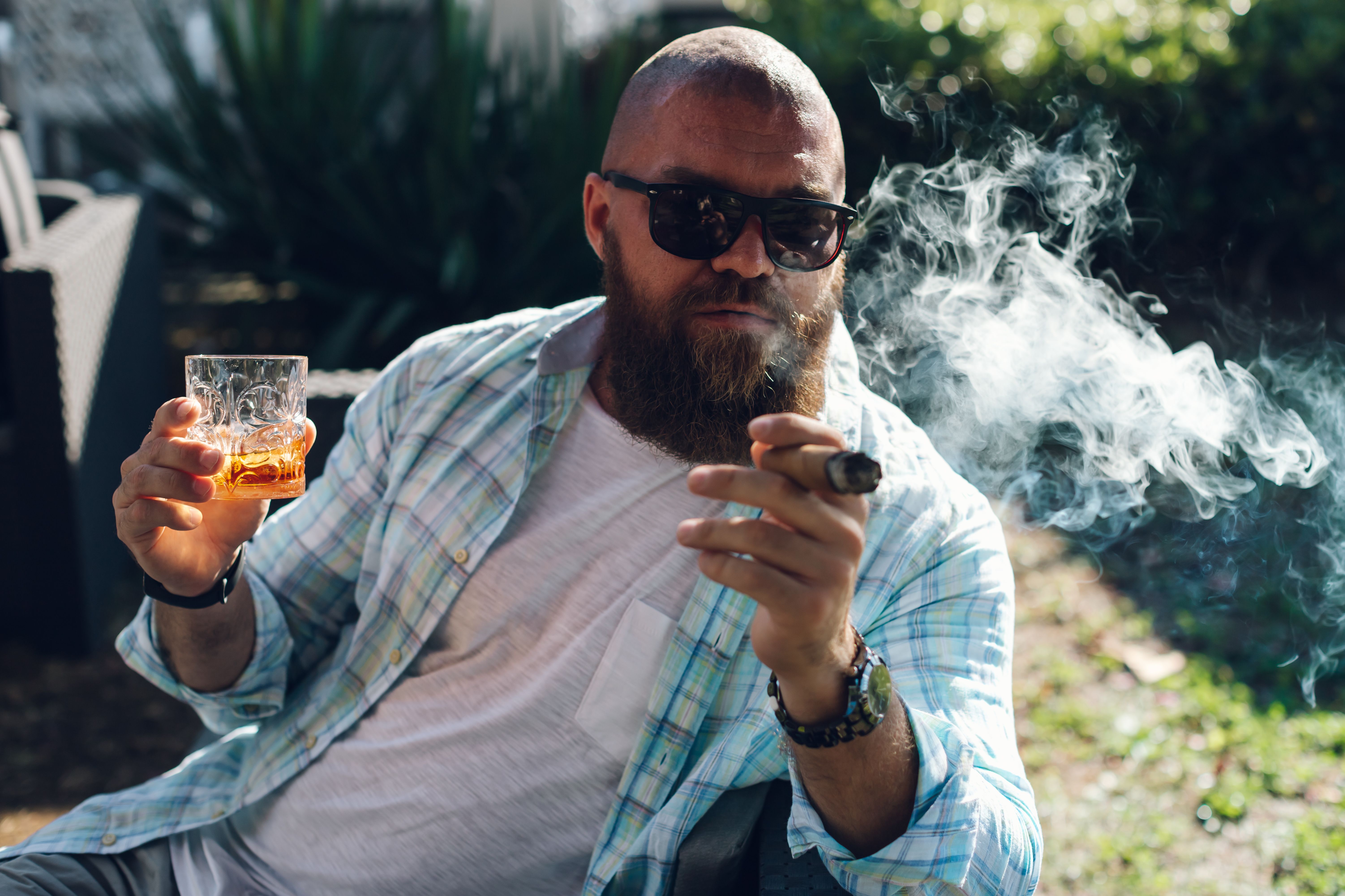 summer cigars drinks
