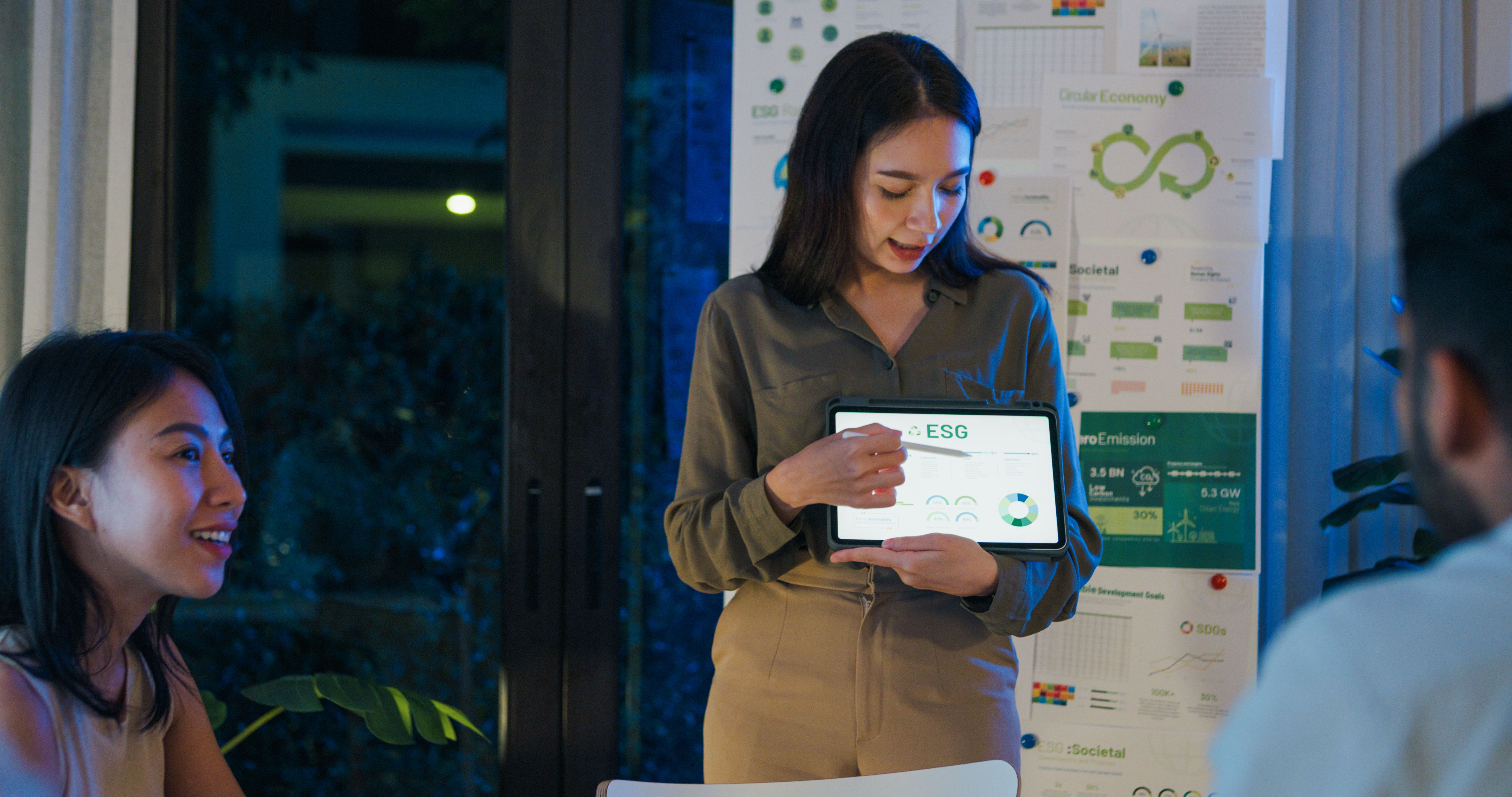 energy efficient display