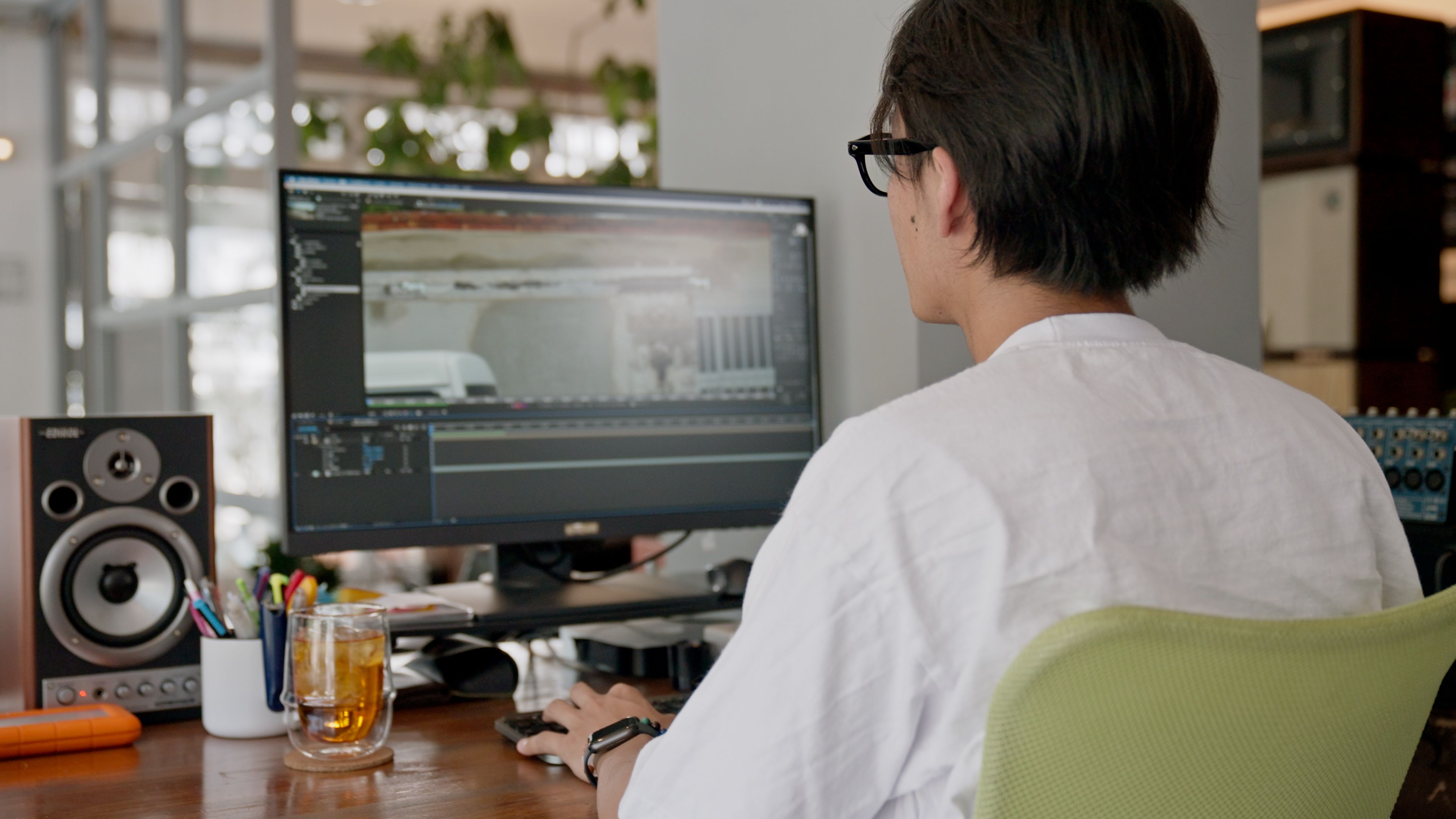 videographer editing