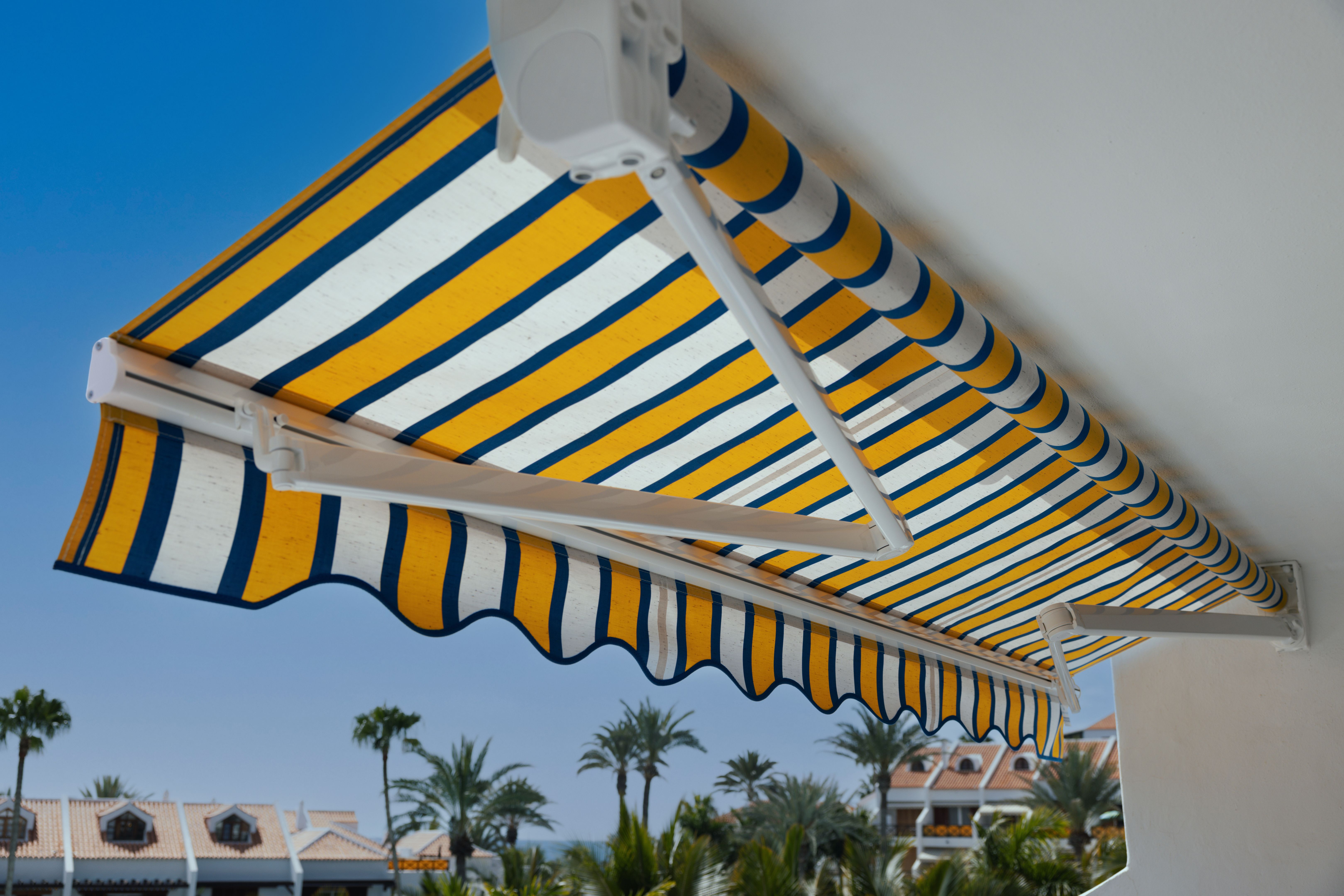 retractable awning outdoor
