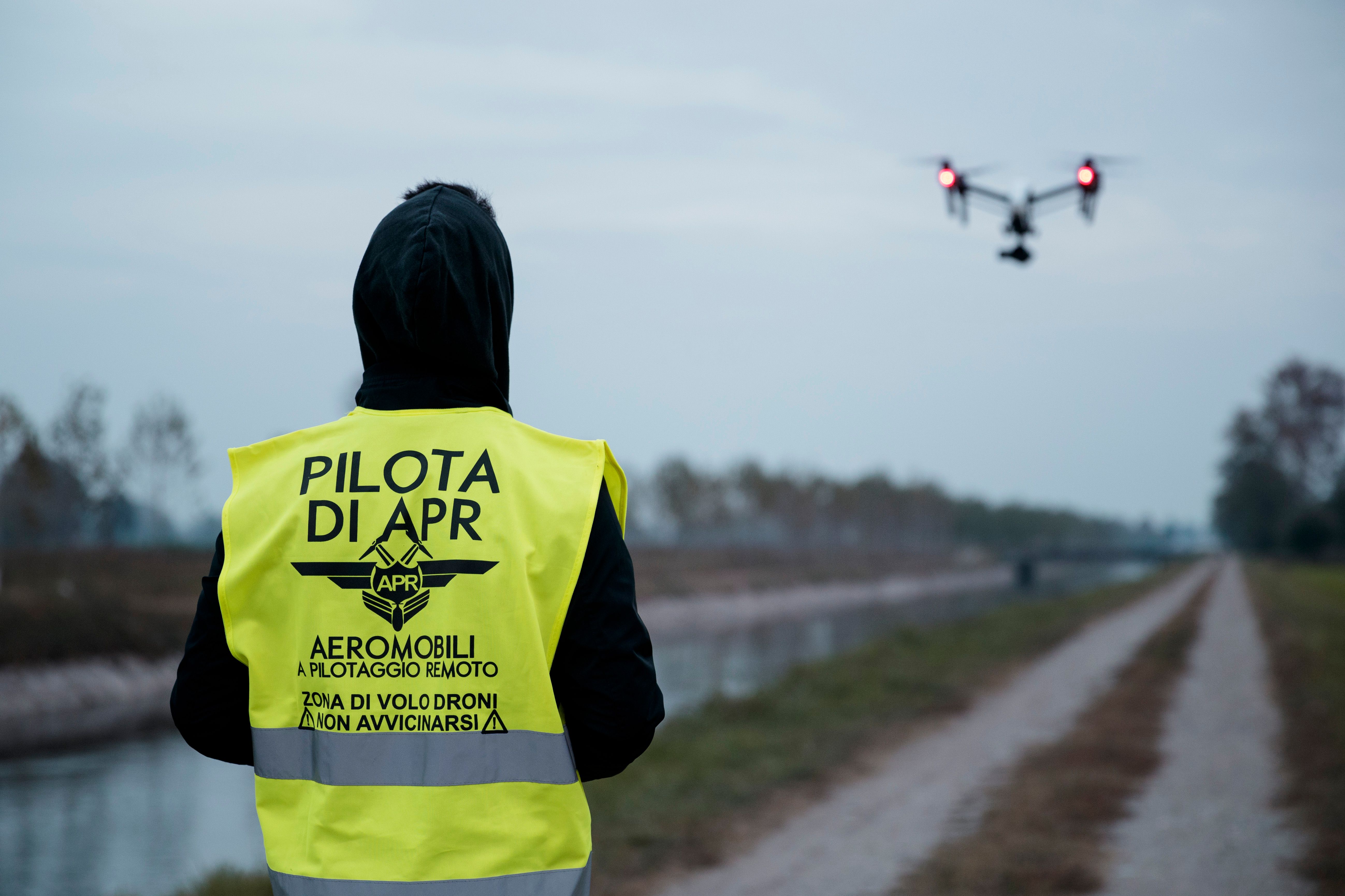drone pilota
