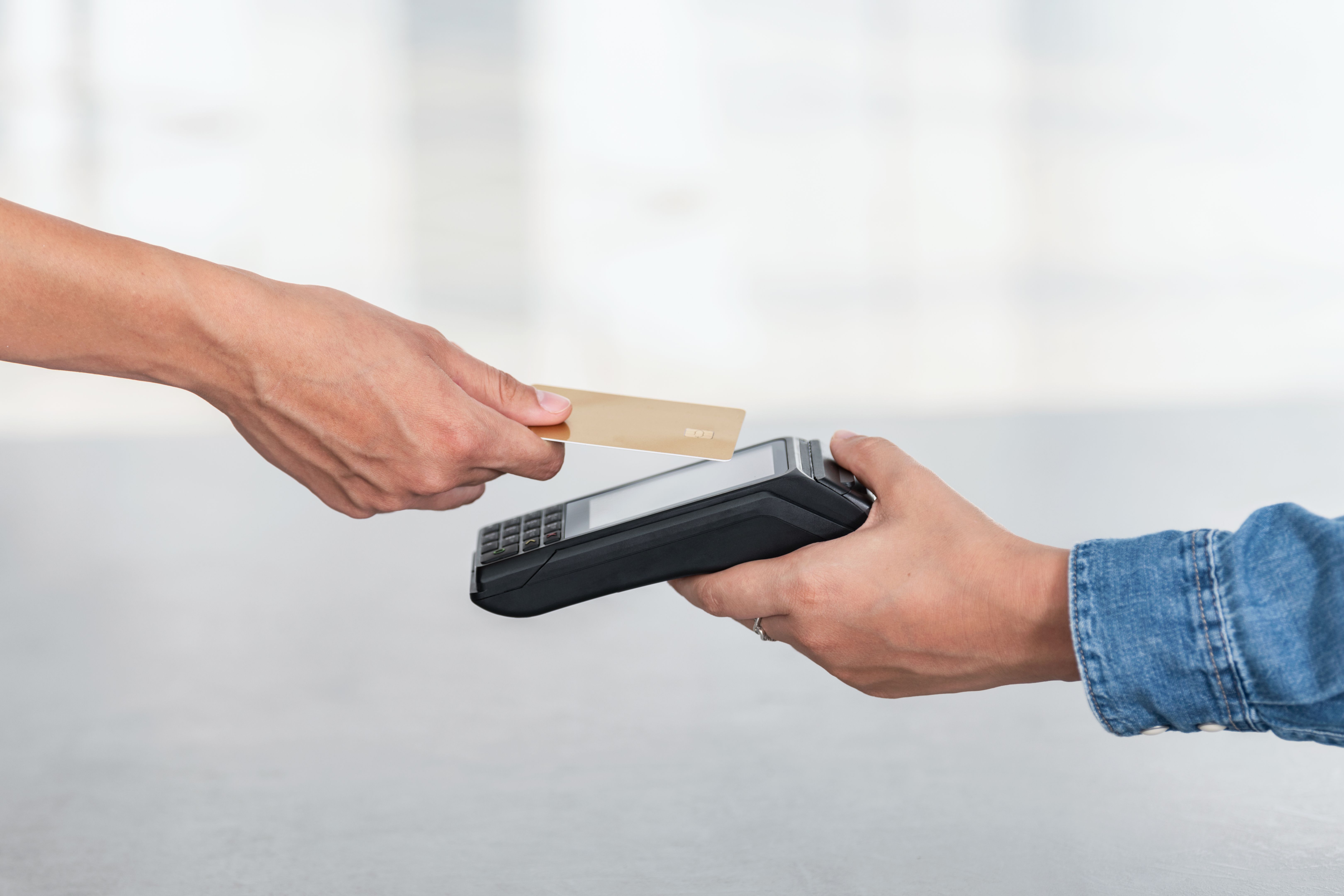 contactless payment card