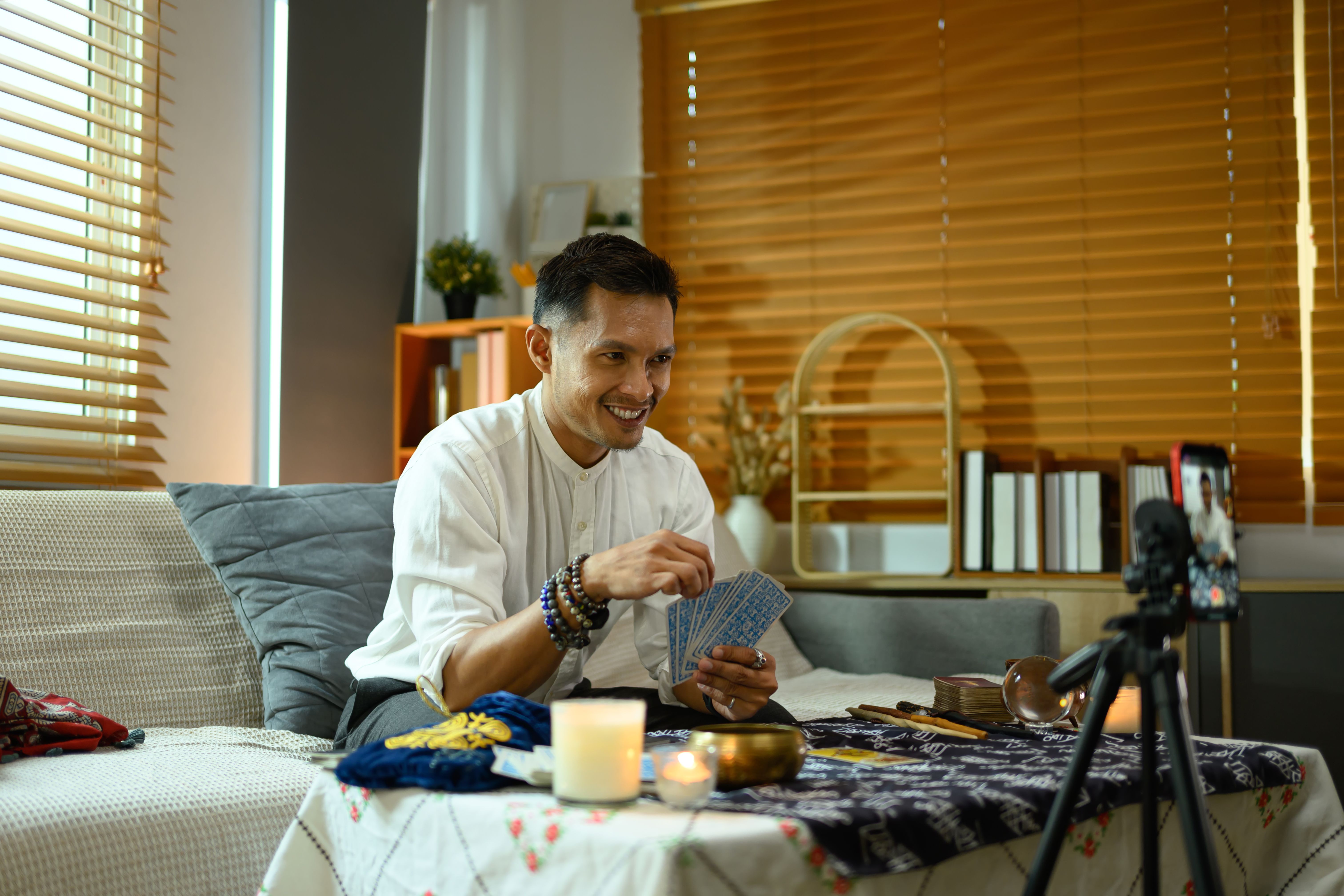 tarot reading session