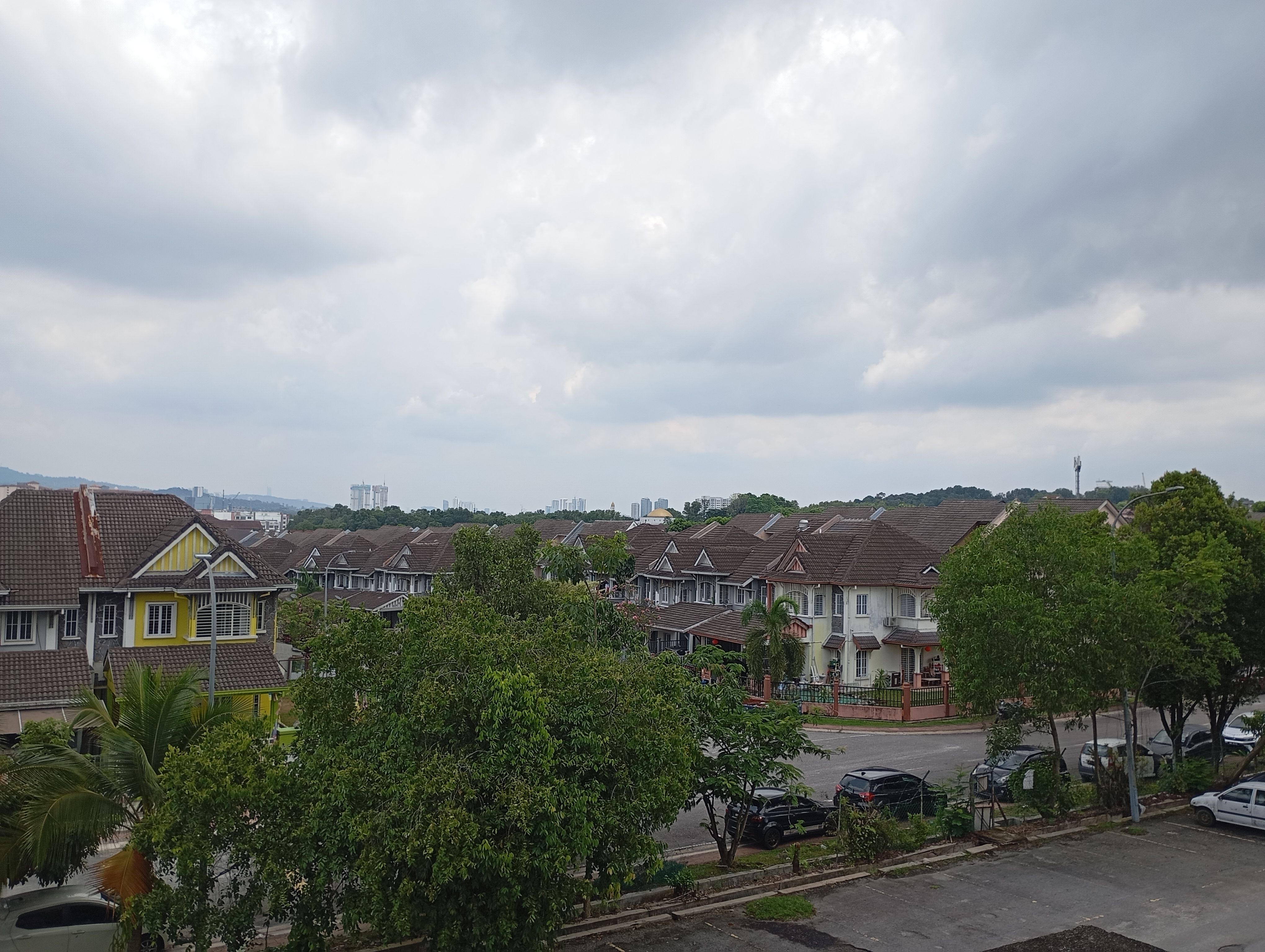 rental property Seri Kembangan