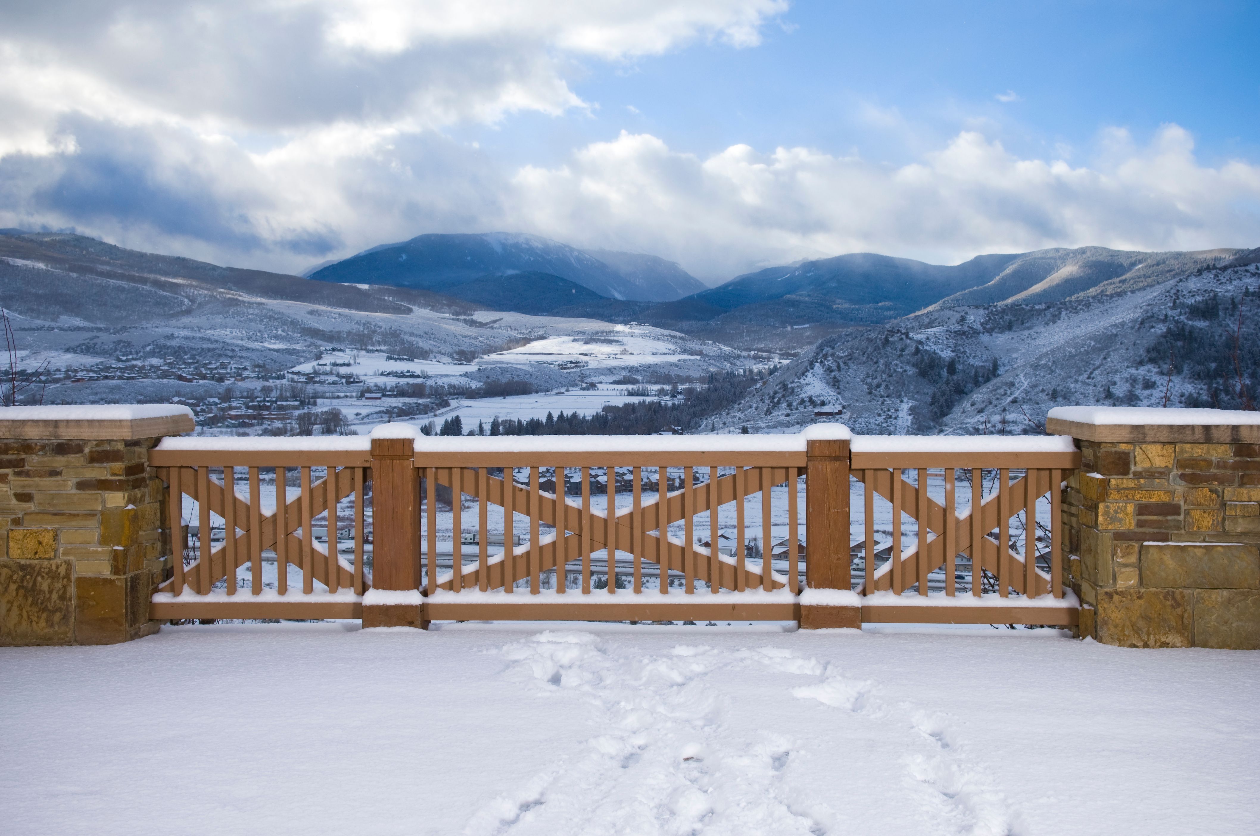mountain view balcony