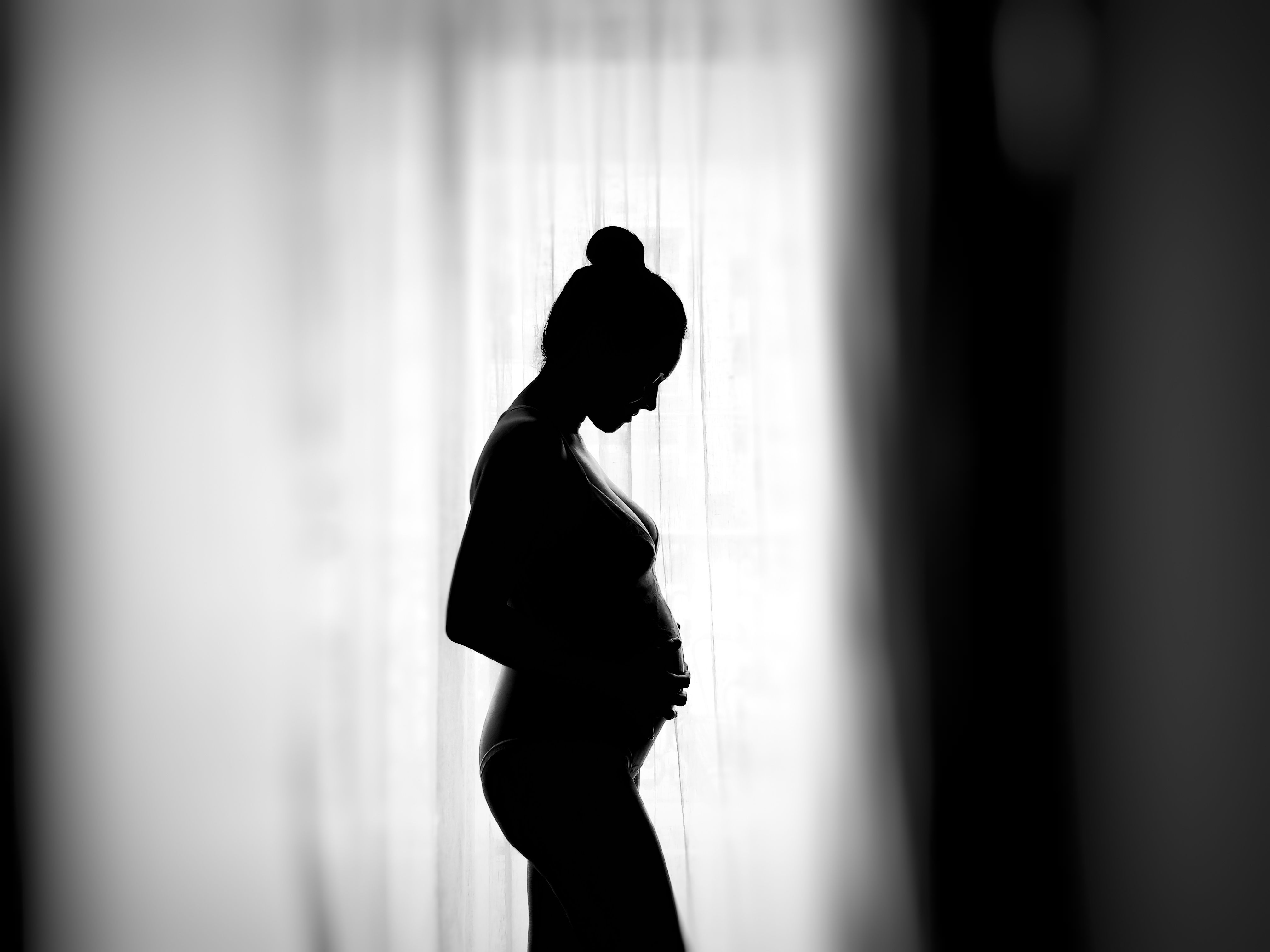 maternity photography lighting