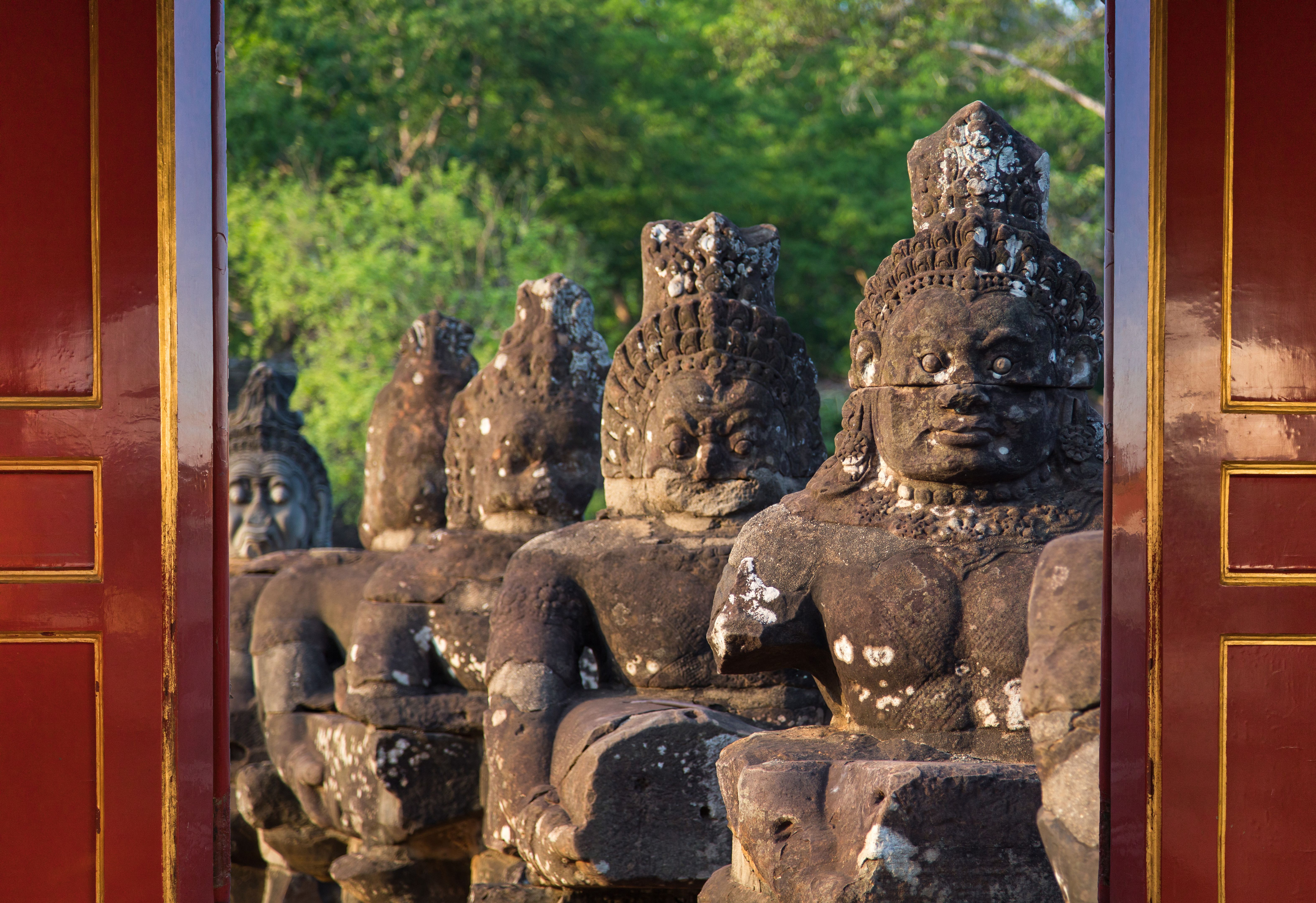 modern club cambodia