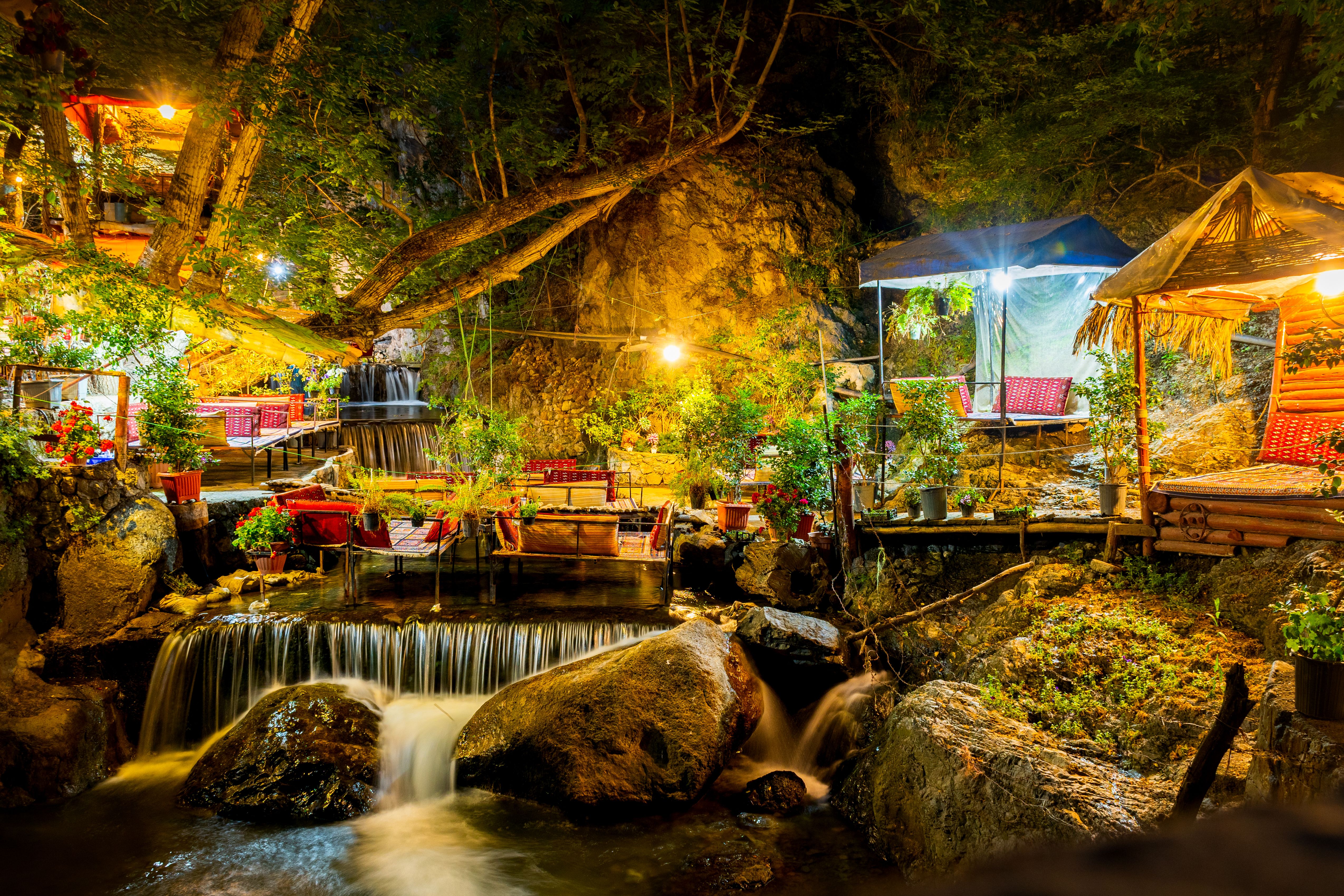 tehran cafe