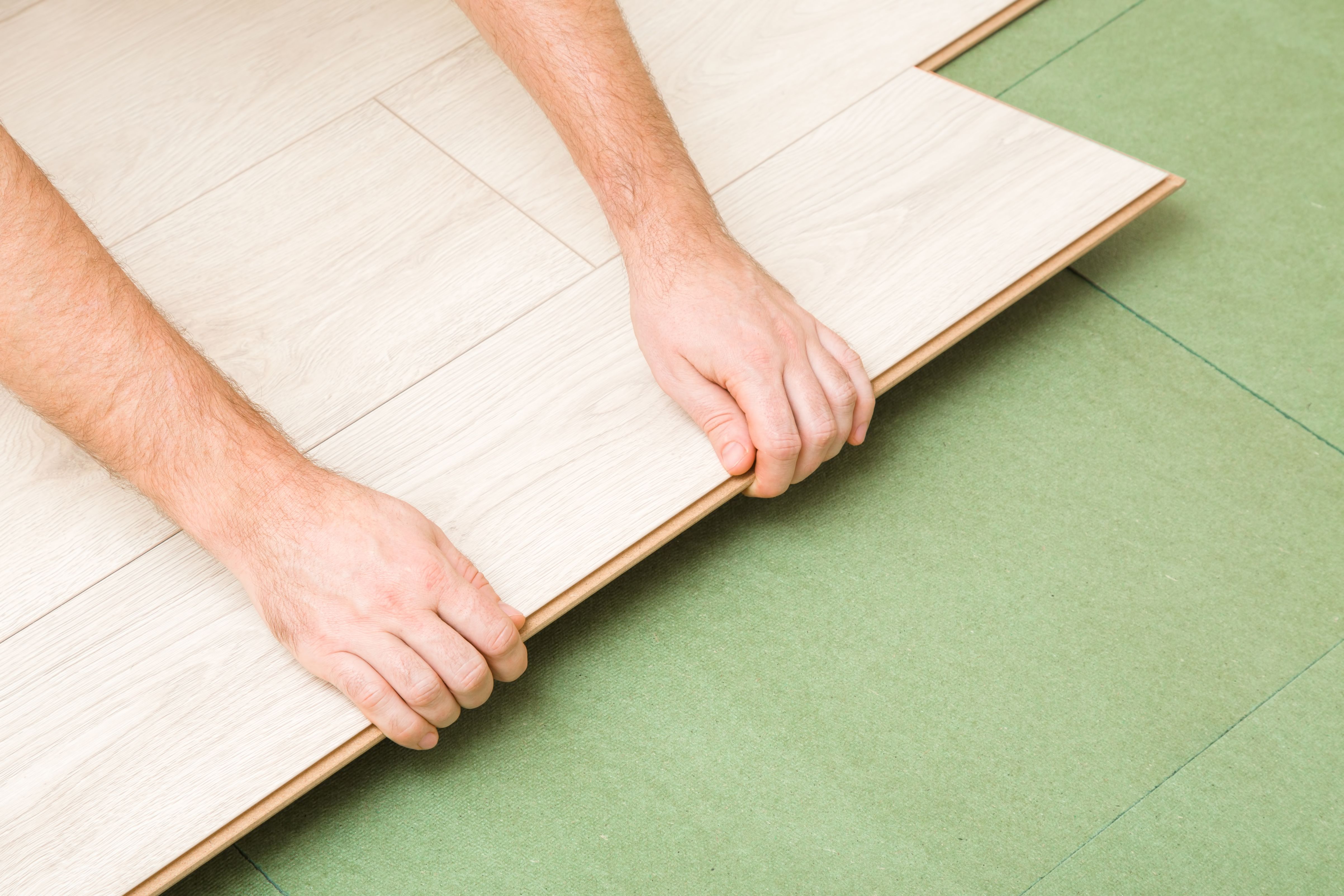 installing laminate planks