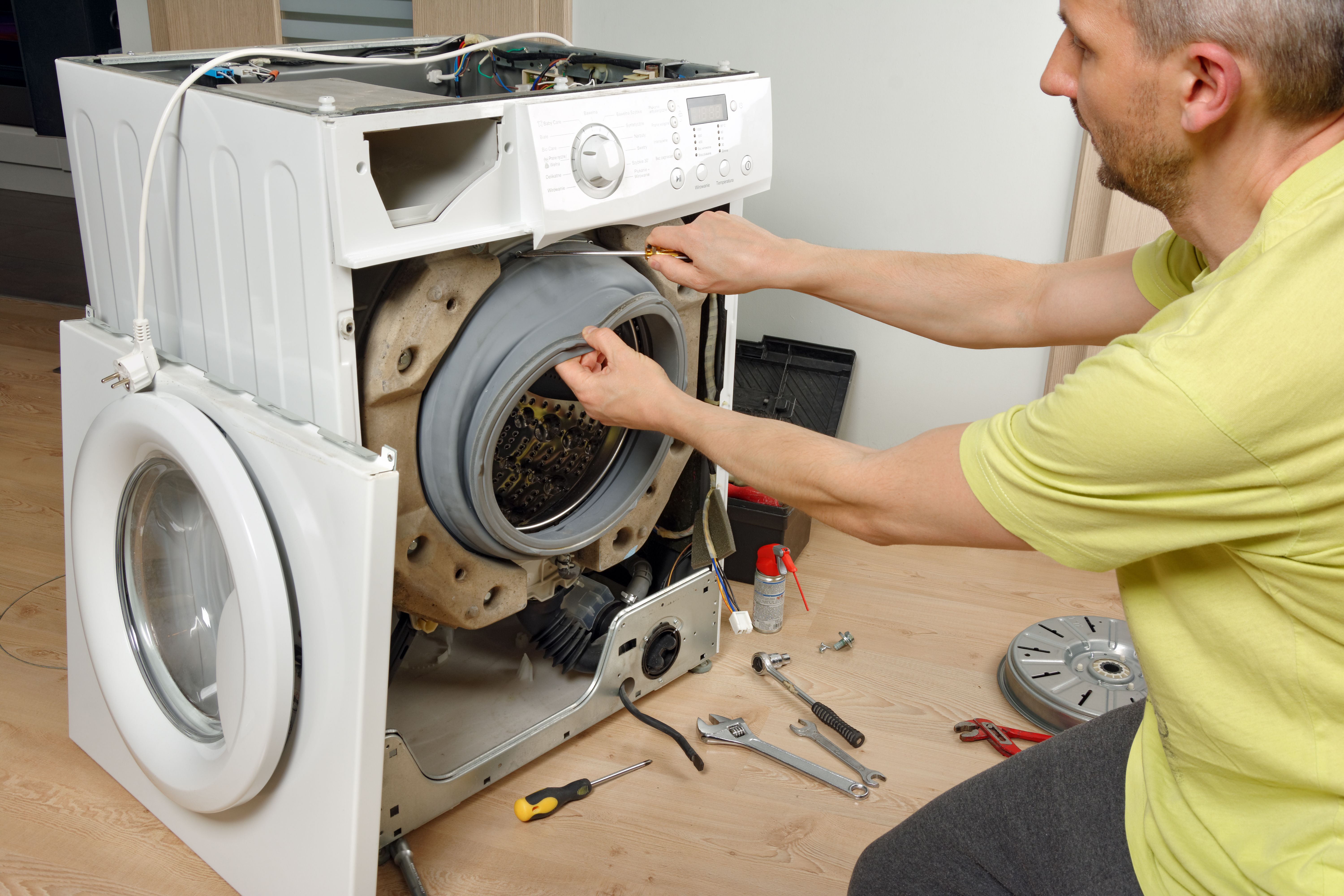 Repair and service of a damaged washing machine
