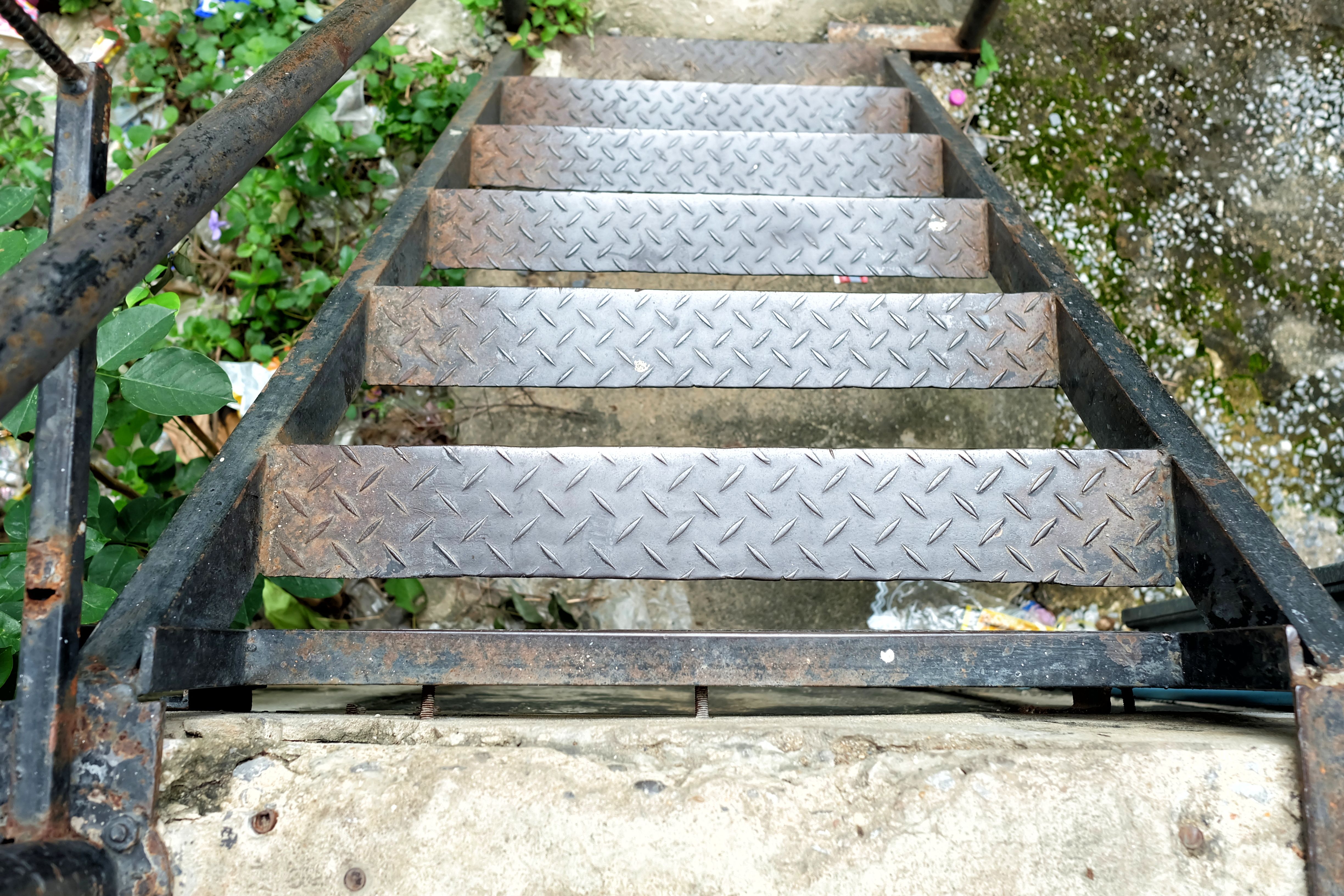 scala ferro manutenzione