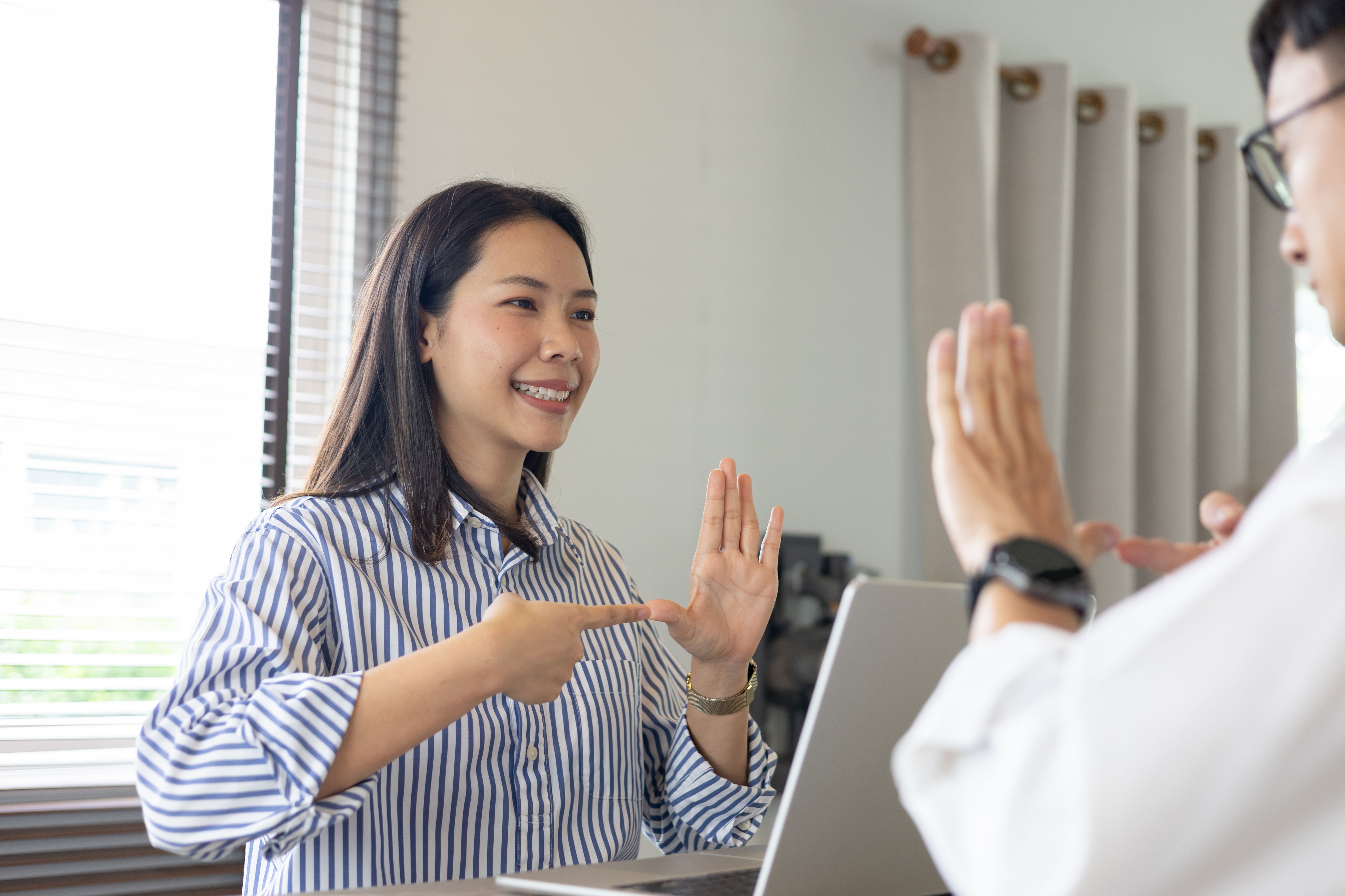 asl interpreter classroom