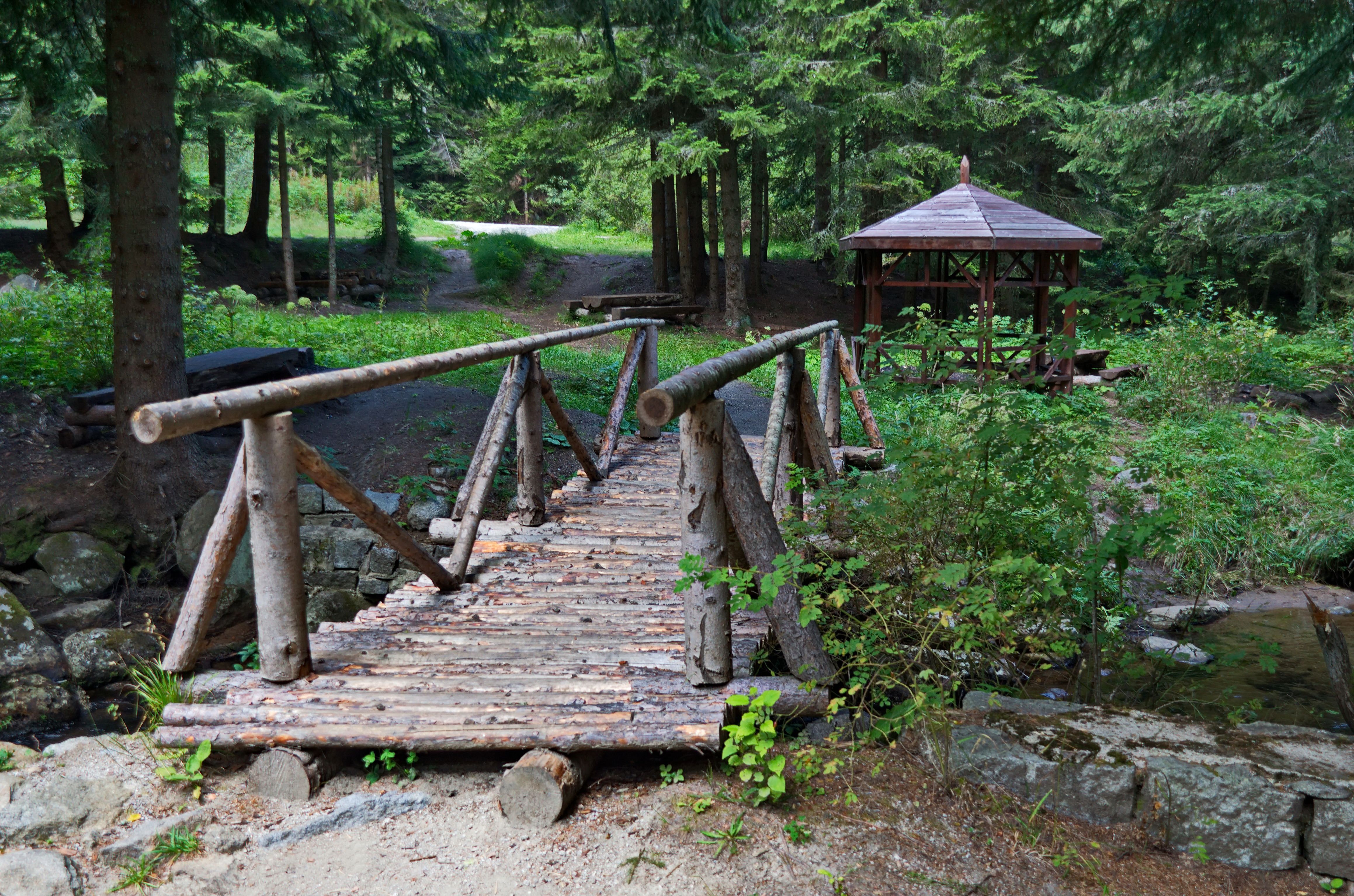 corner gazebo