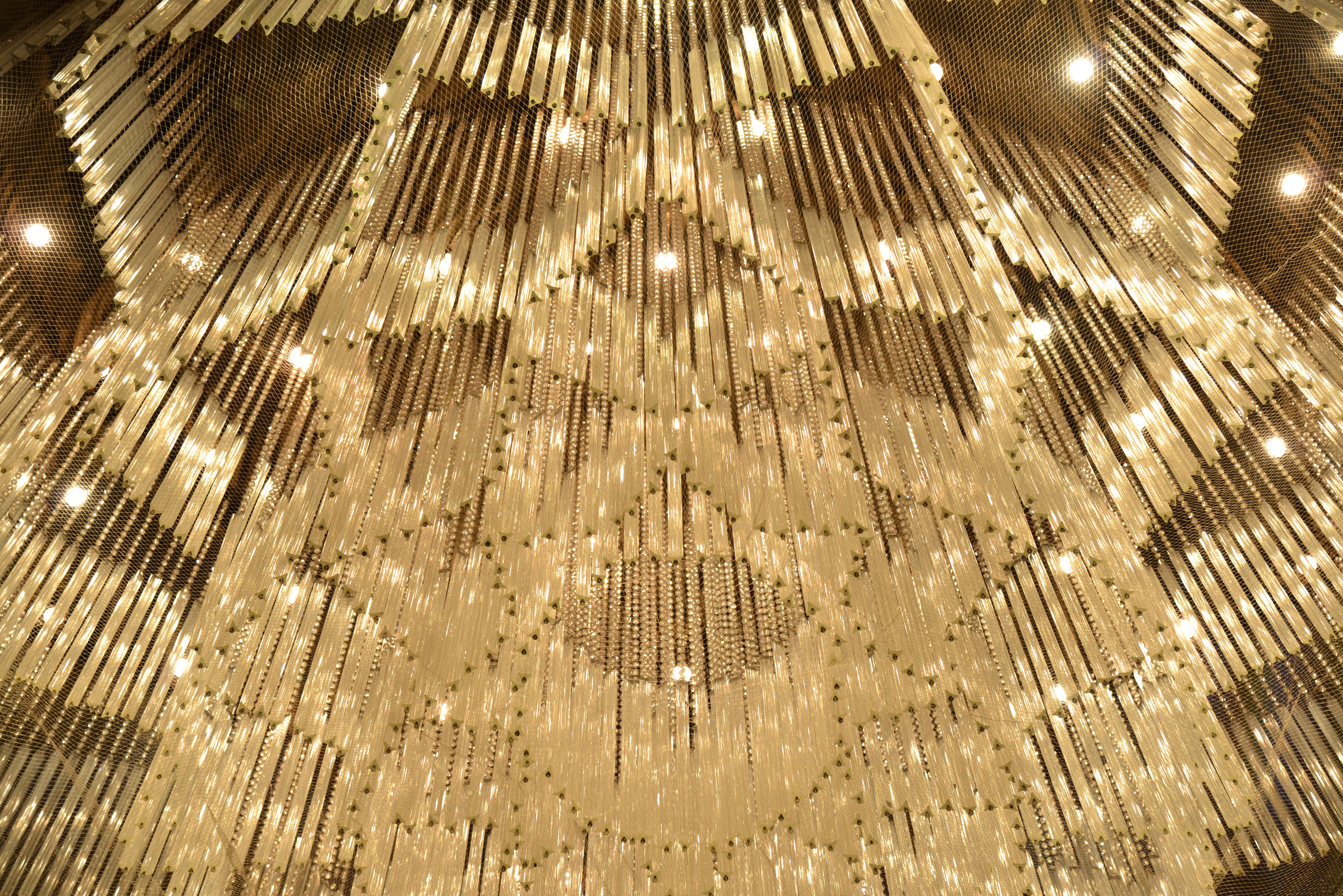 luxury crystal lamp
