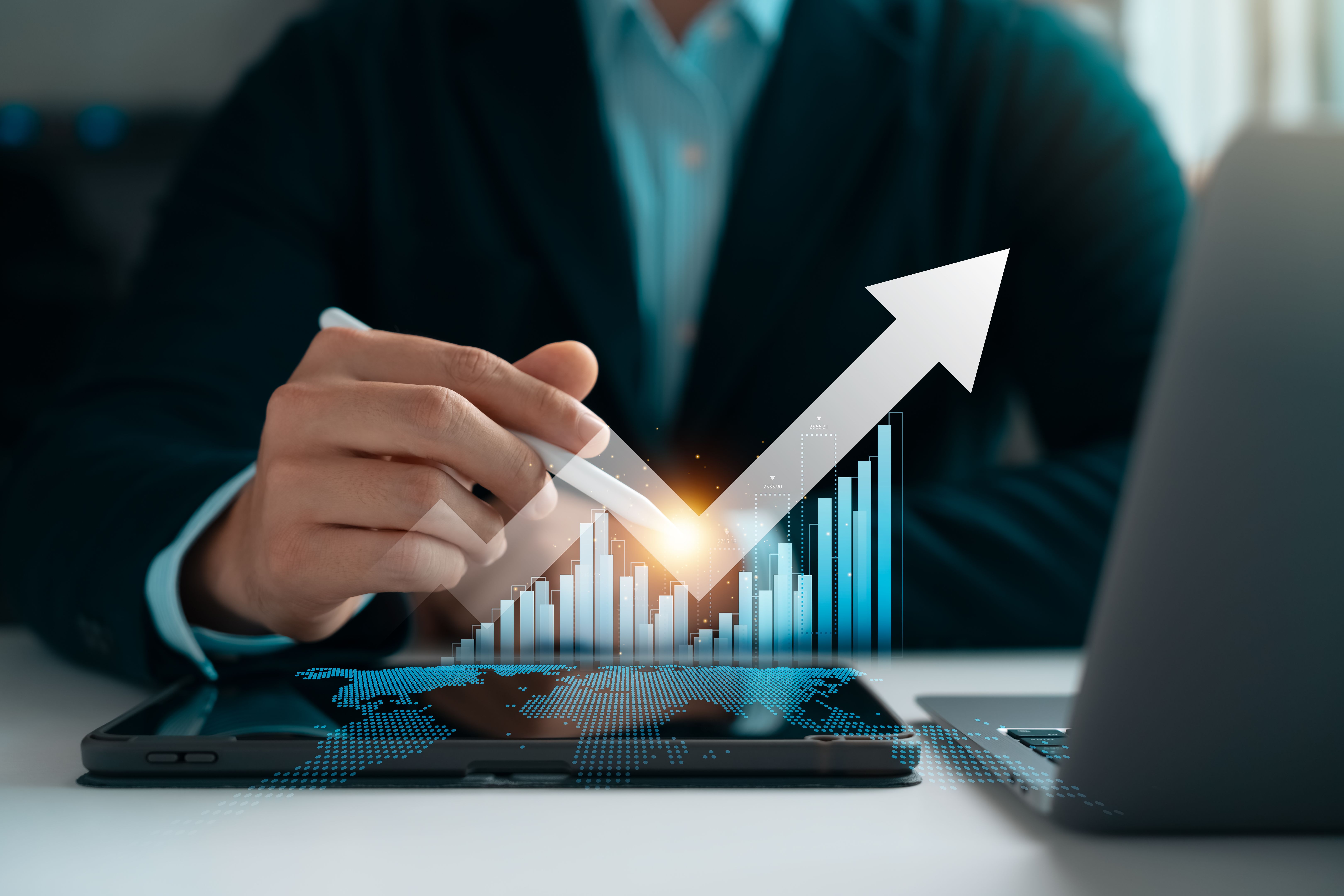 Economic and financial growth chart analysis and business investment, stock market reports, economic trend analysis, planning, strategies, money and asset management, long-term value investing.