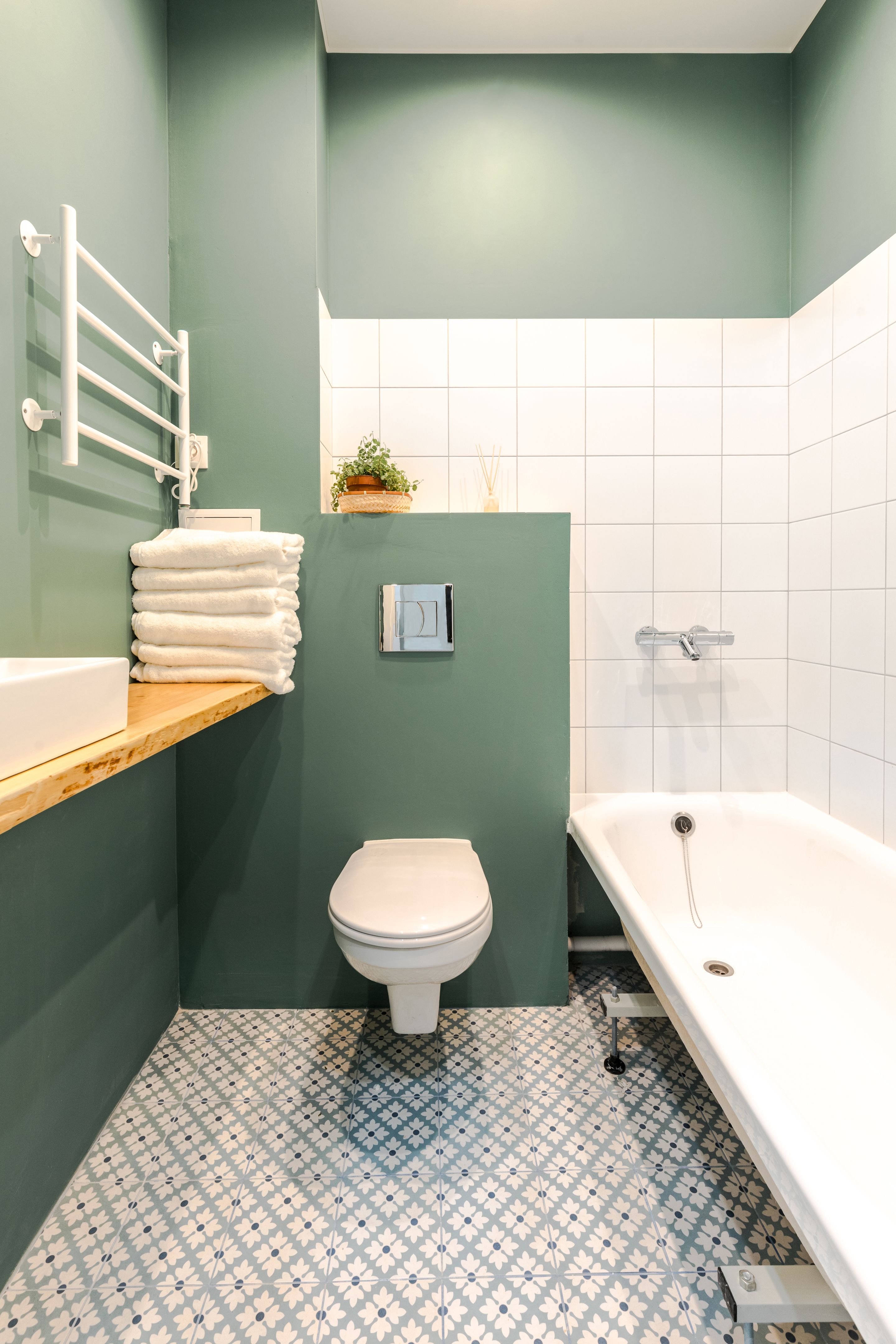 small space bathroom design