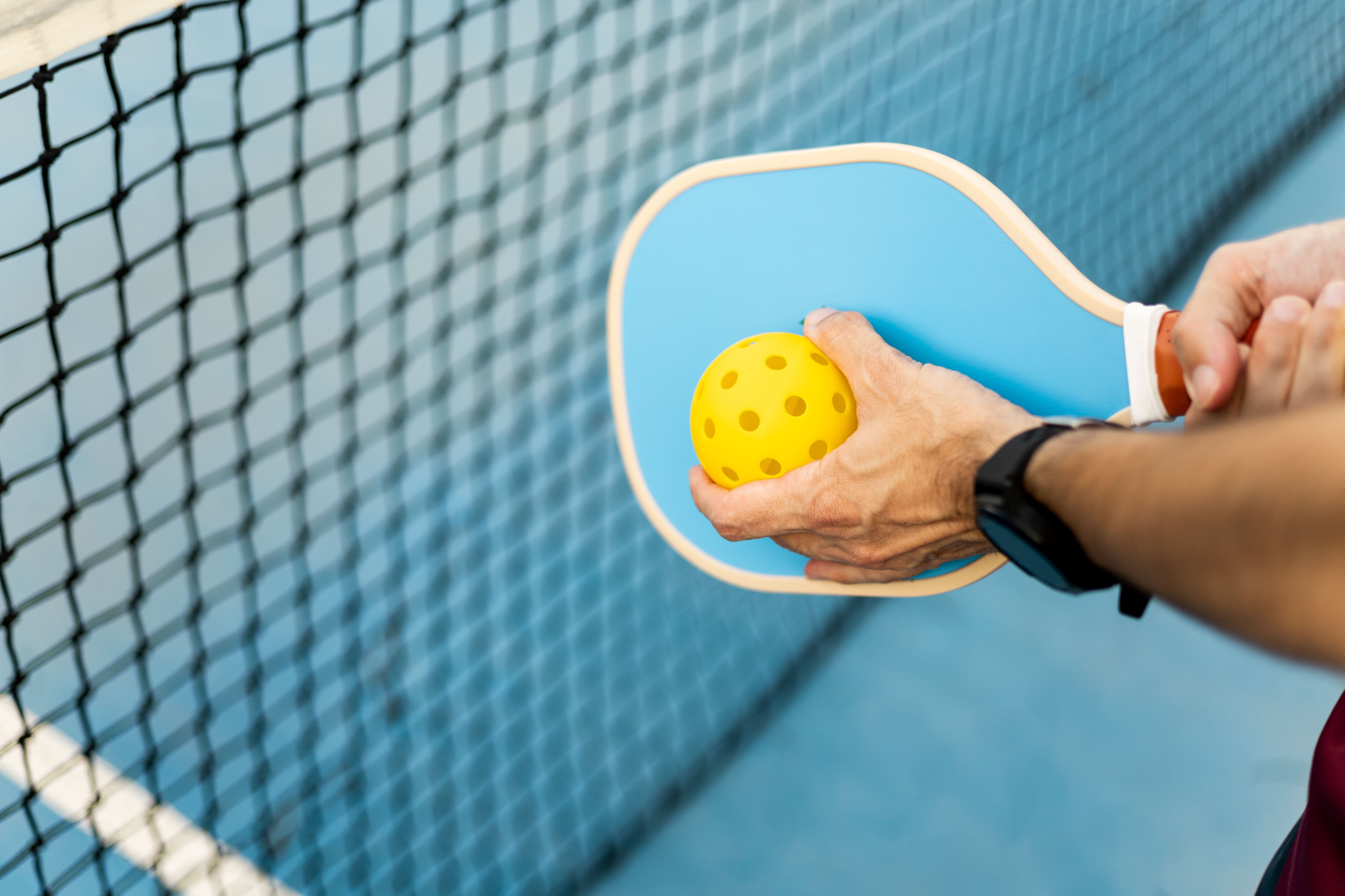 kids playing pickleball