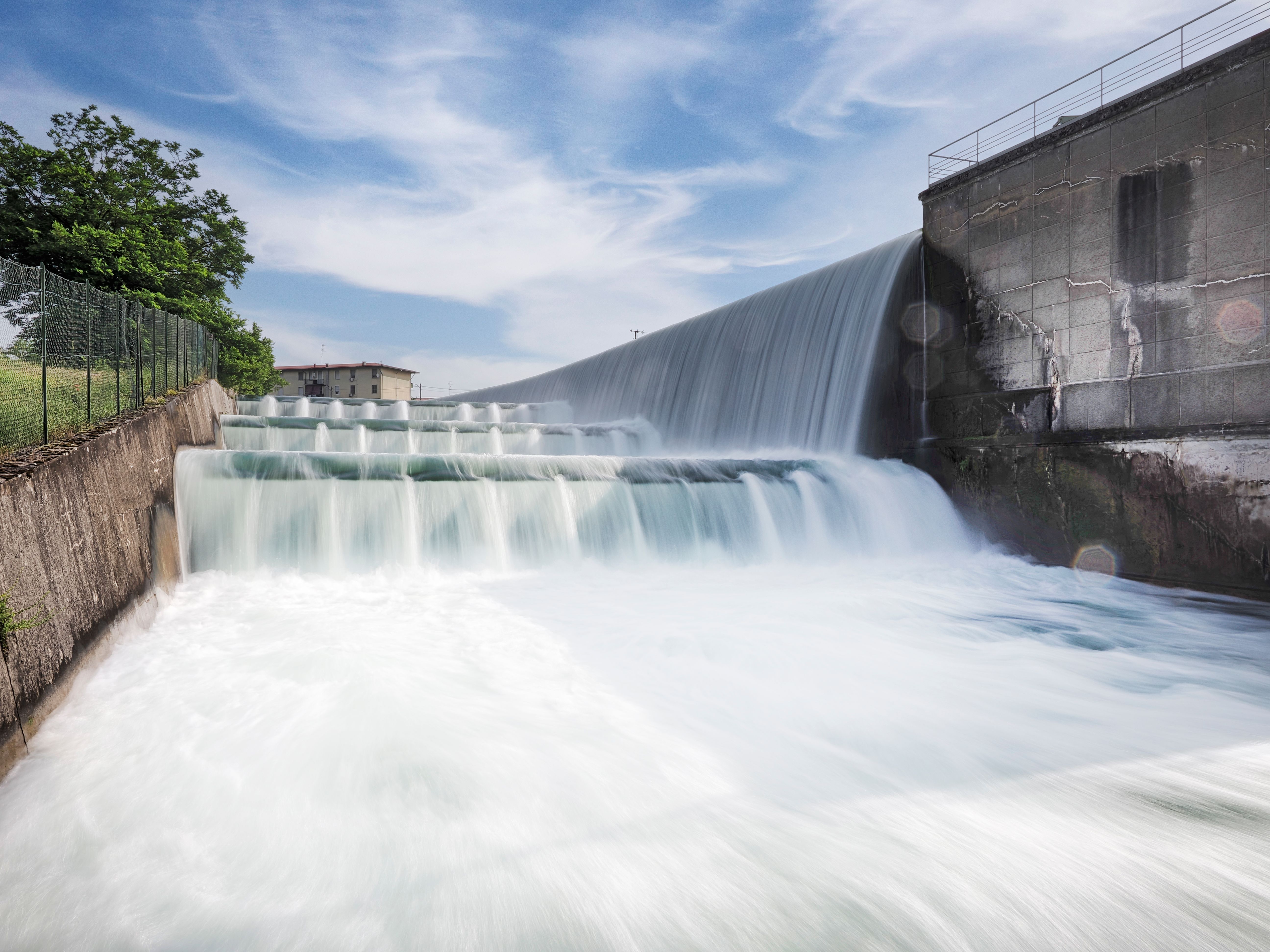 hydroelectric dam