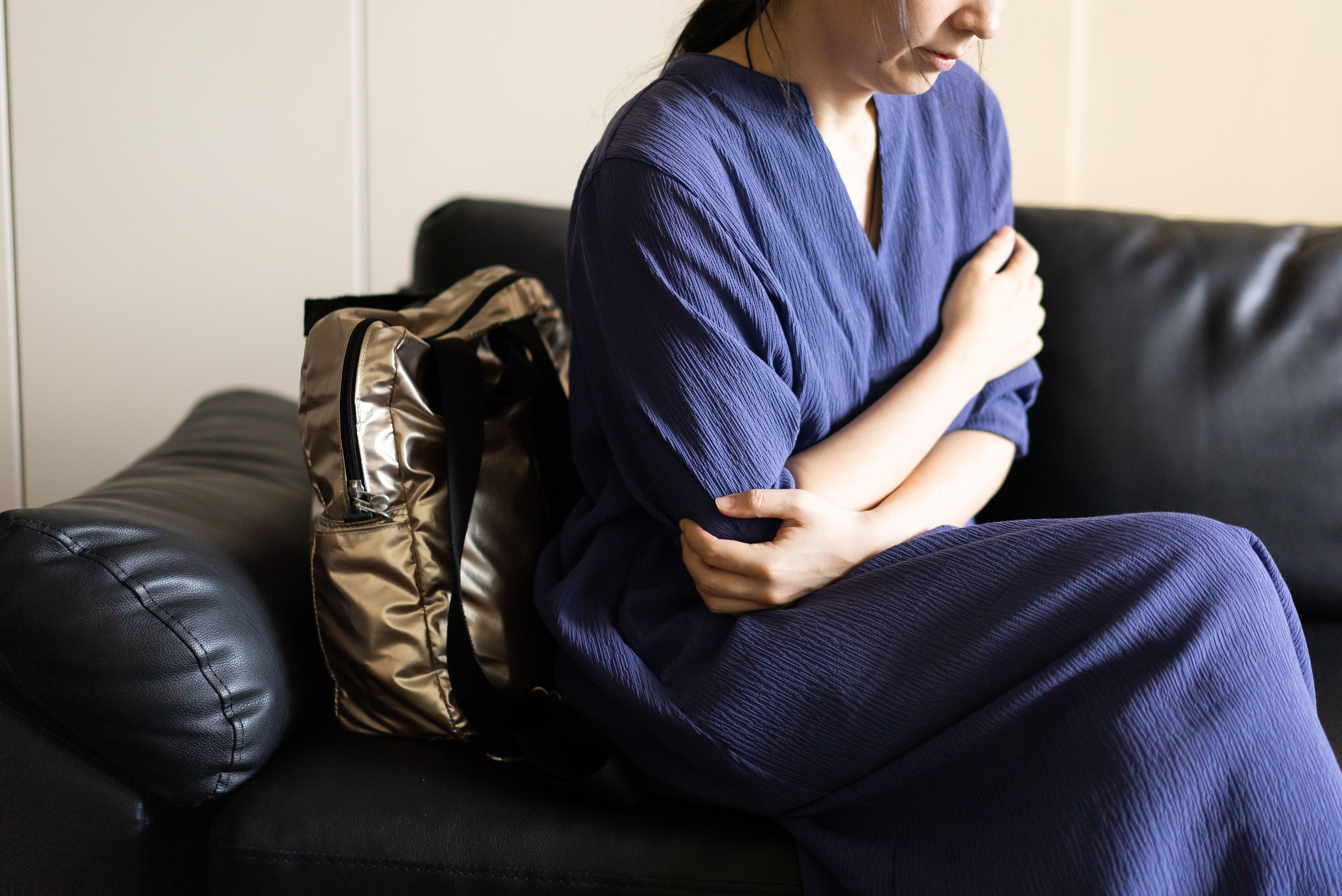 Women who feel lonely Women who feel lonely