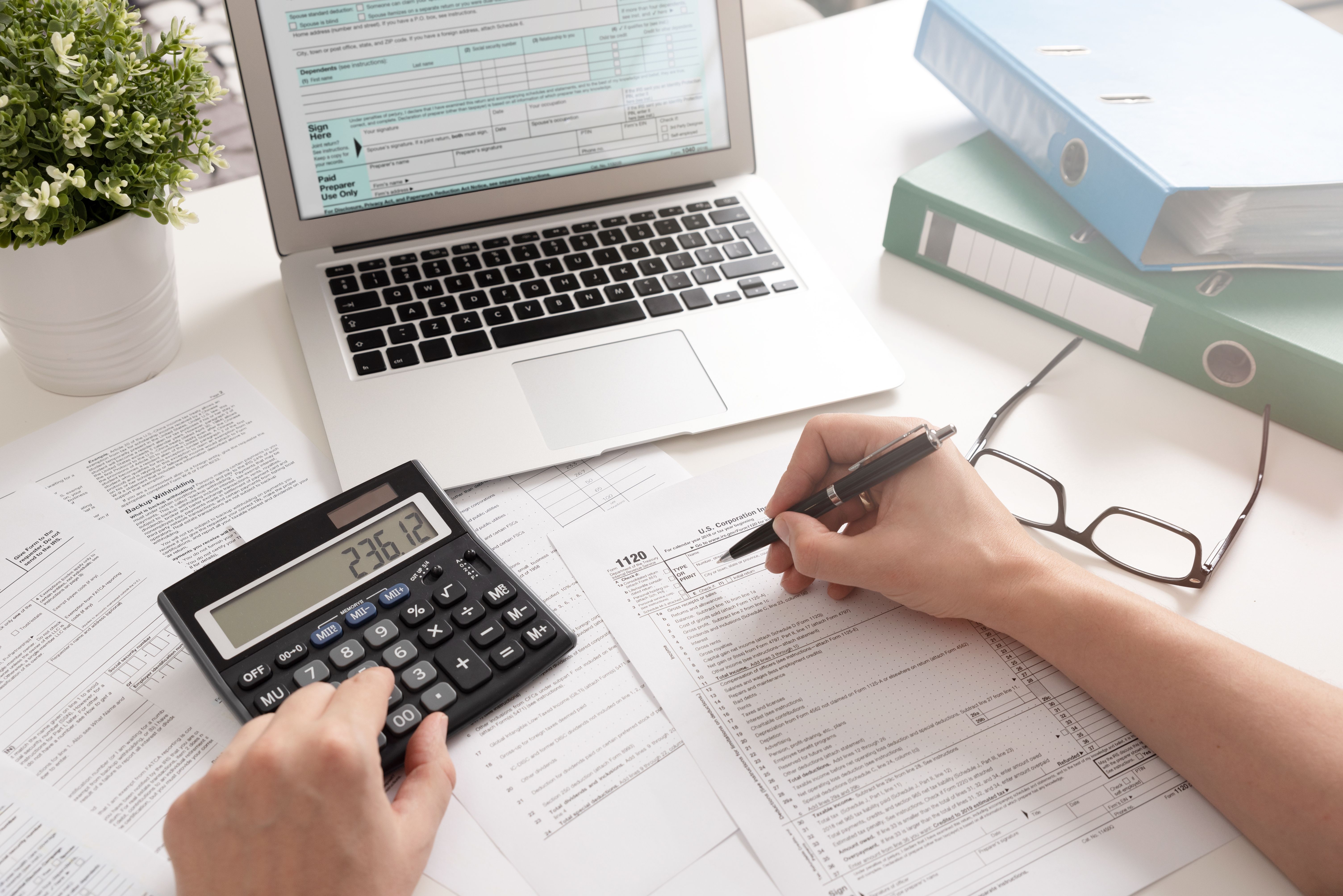 tax advisor