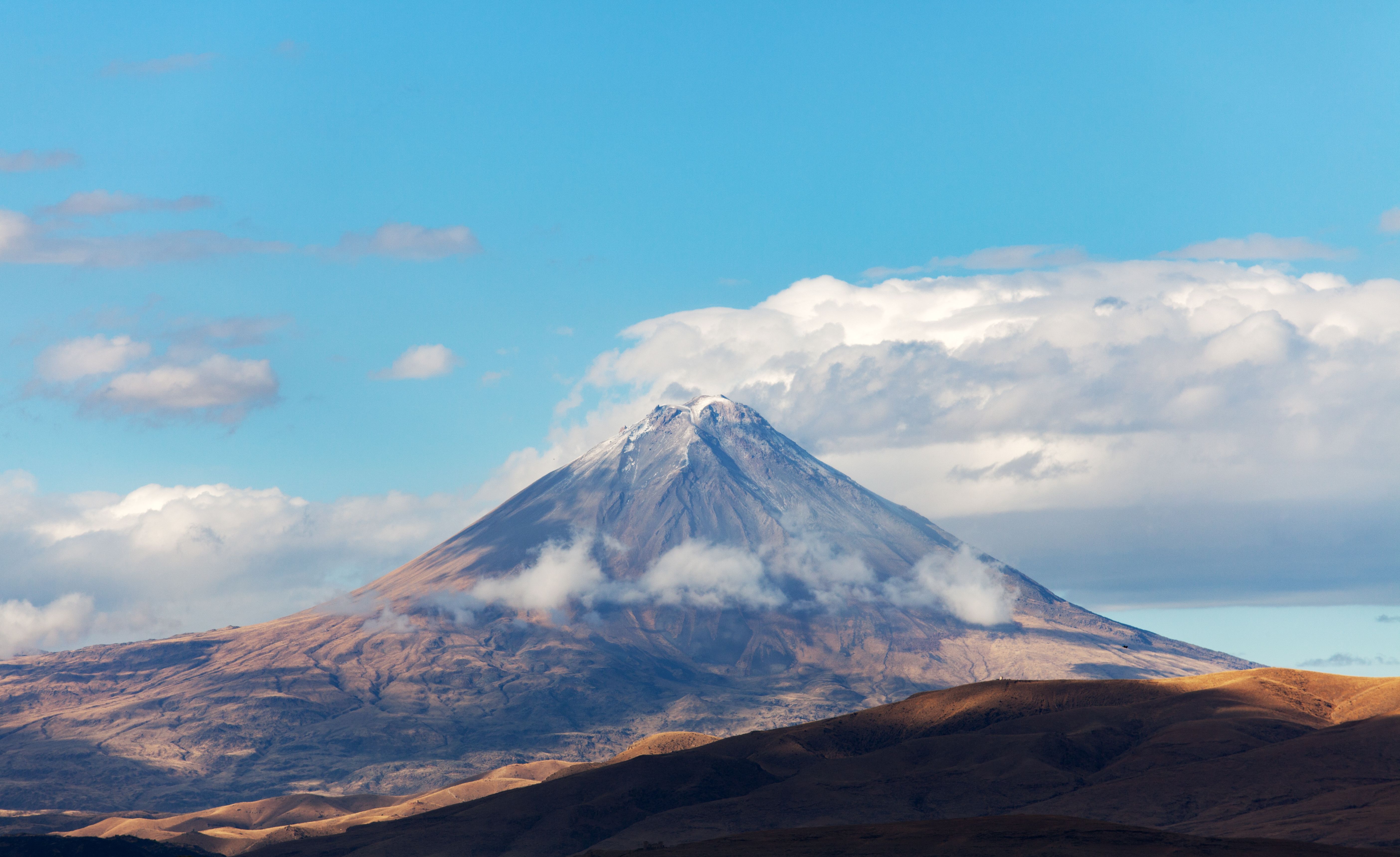 Snowy peaks of large and small Ararat, Turkey