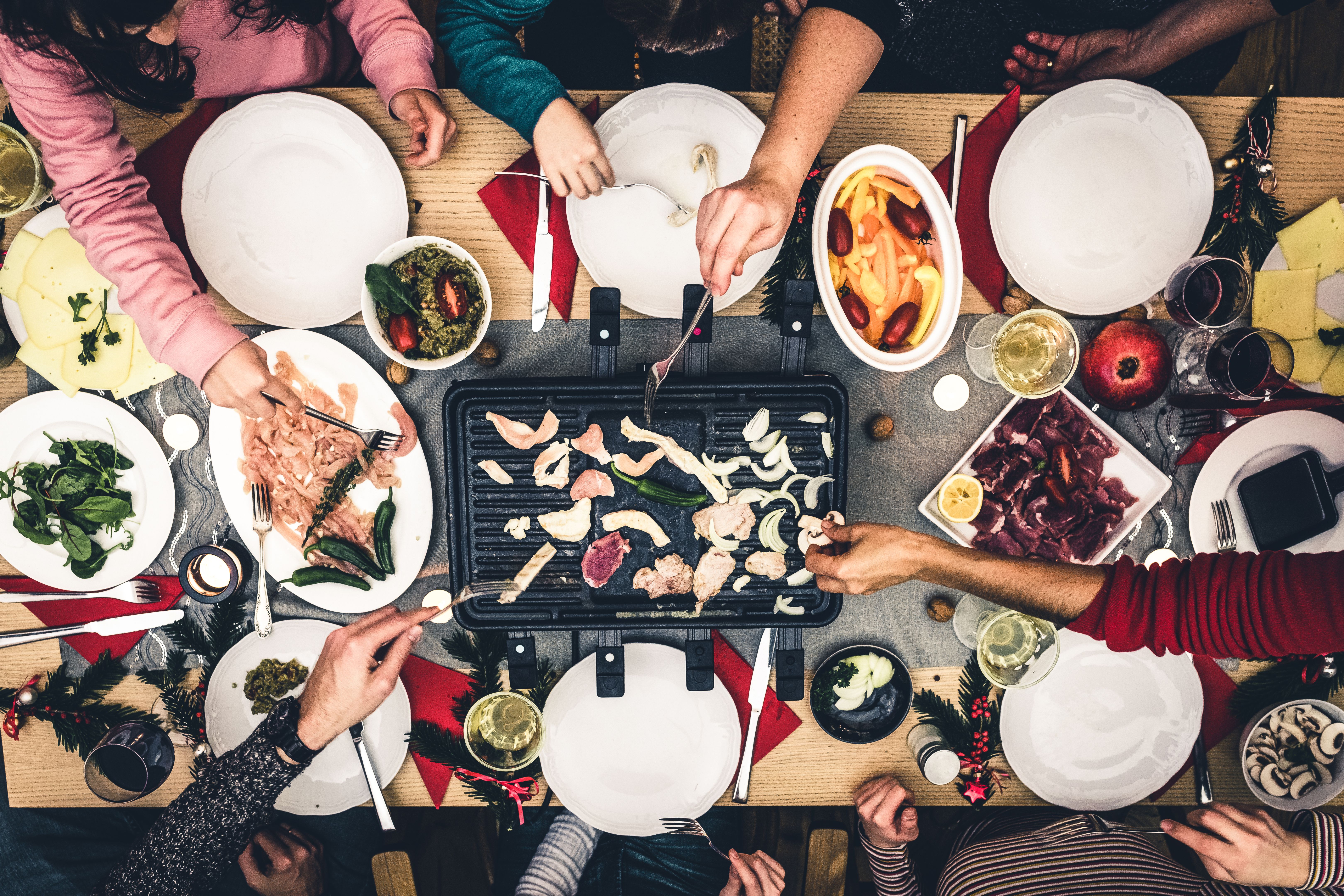 raclette dinner table