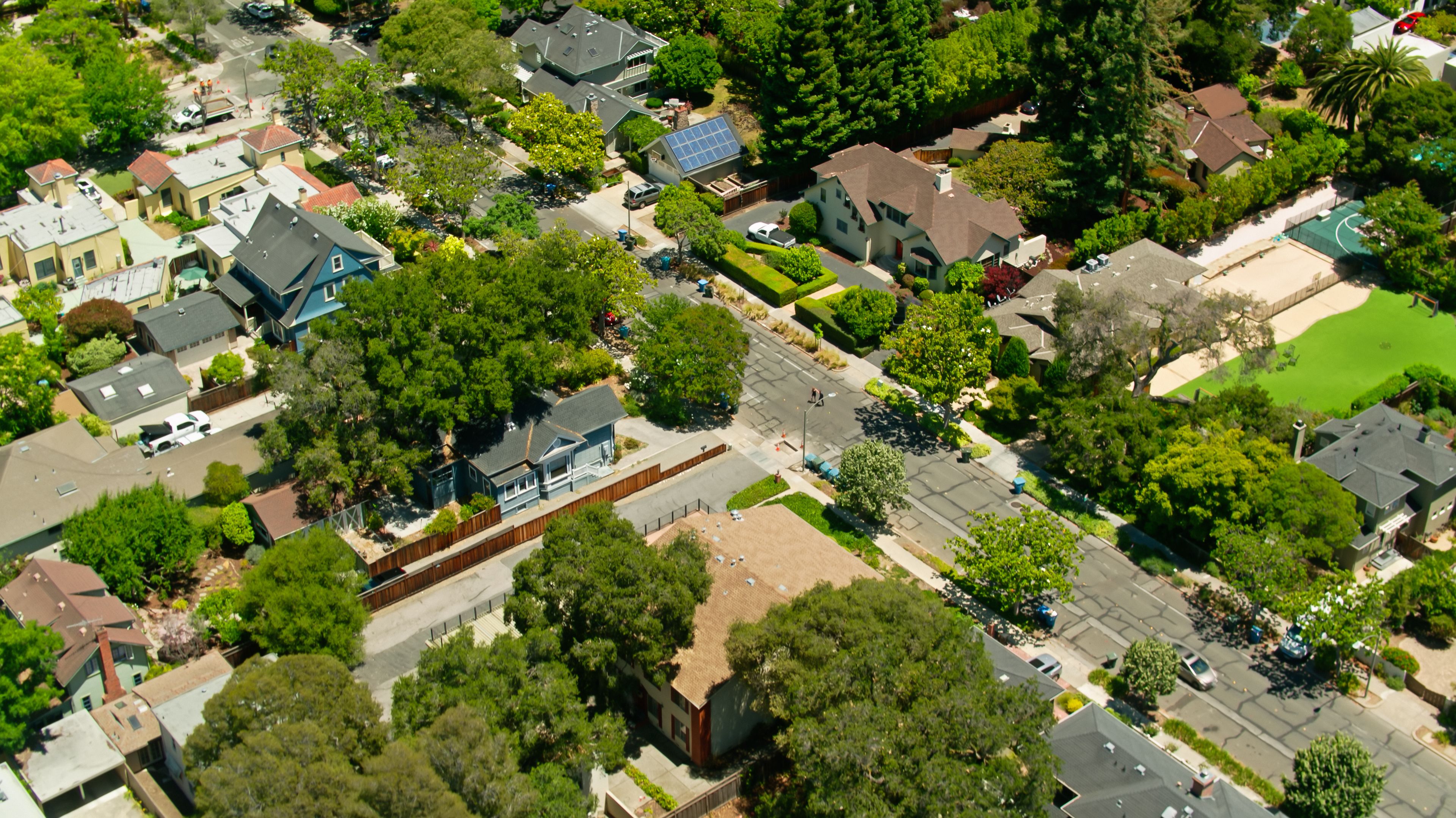 palo alto neighborhood