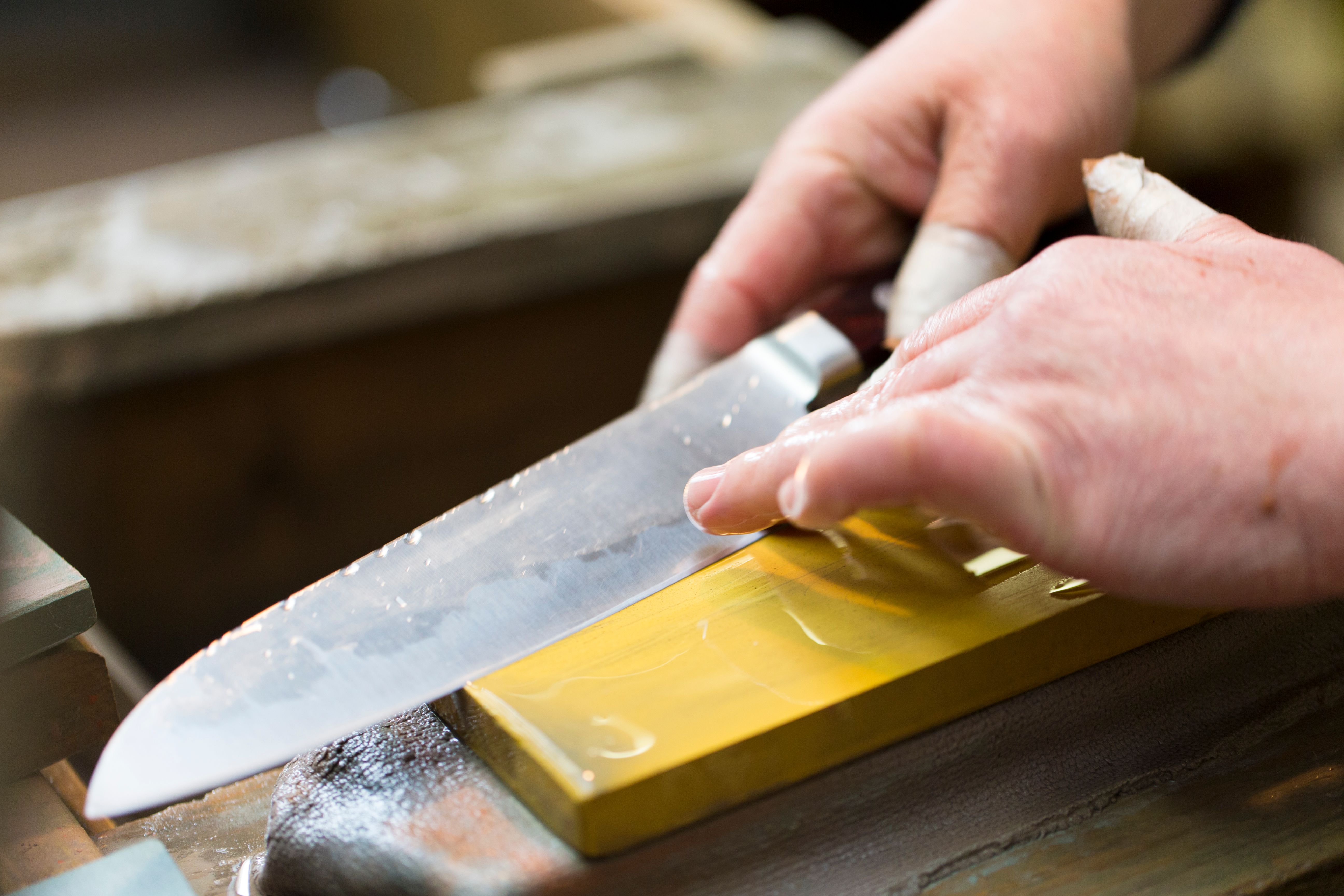 knife sharpening process