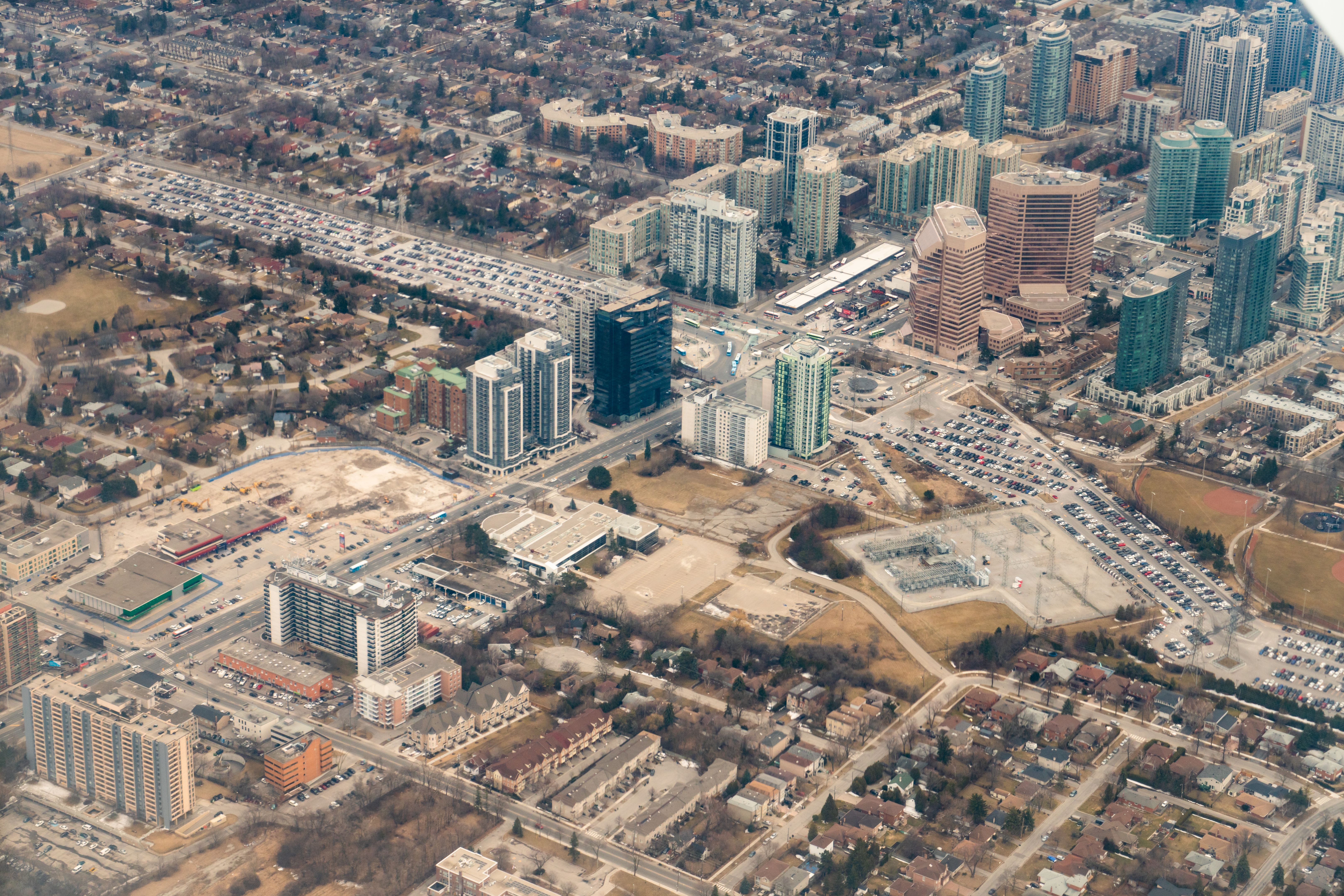 mississauga warehouse