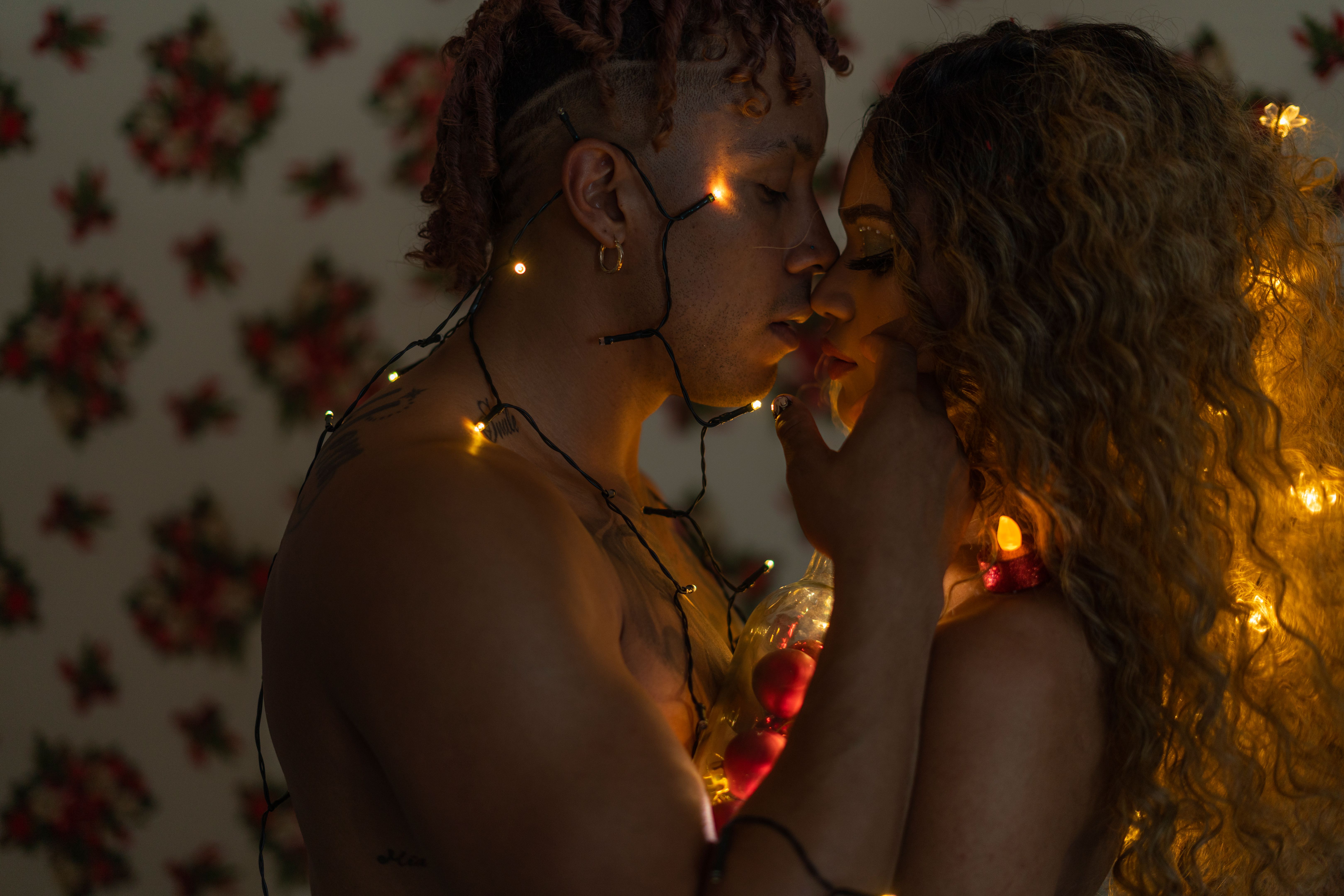 intimate gathering photography