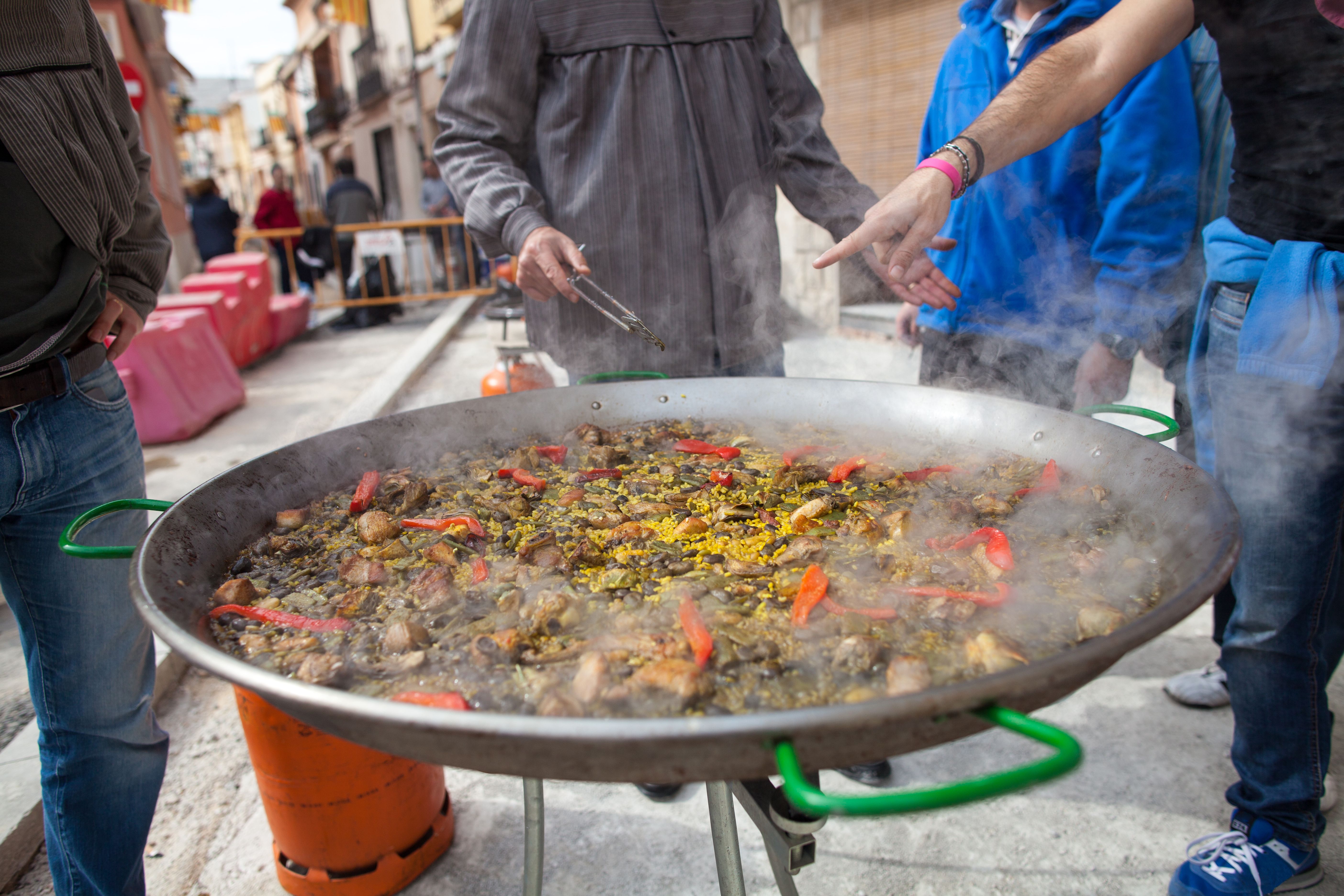 paella party