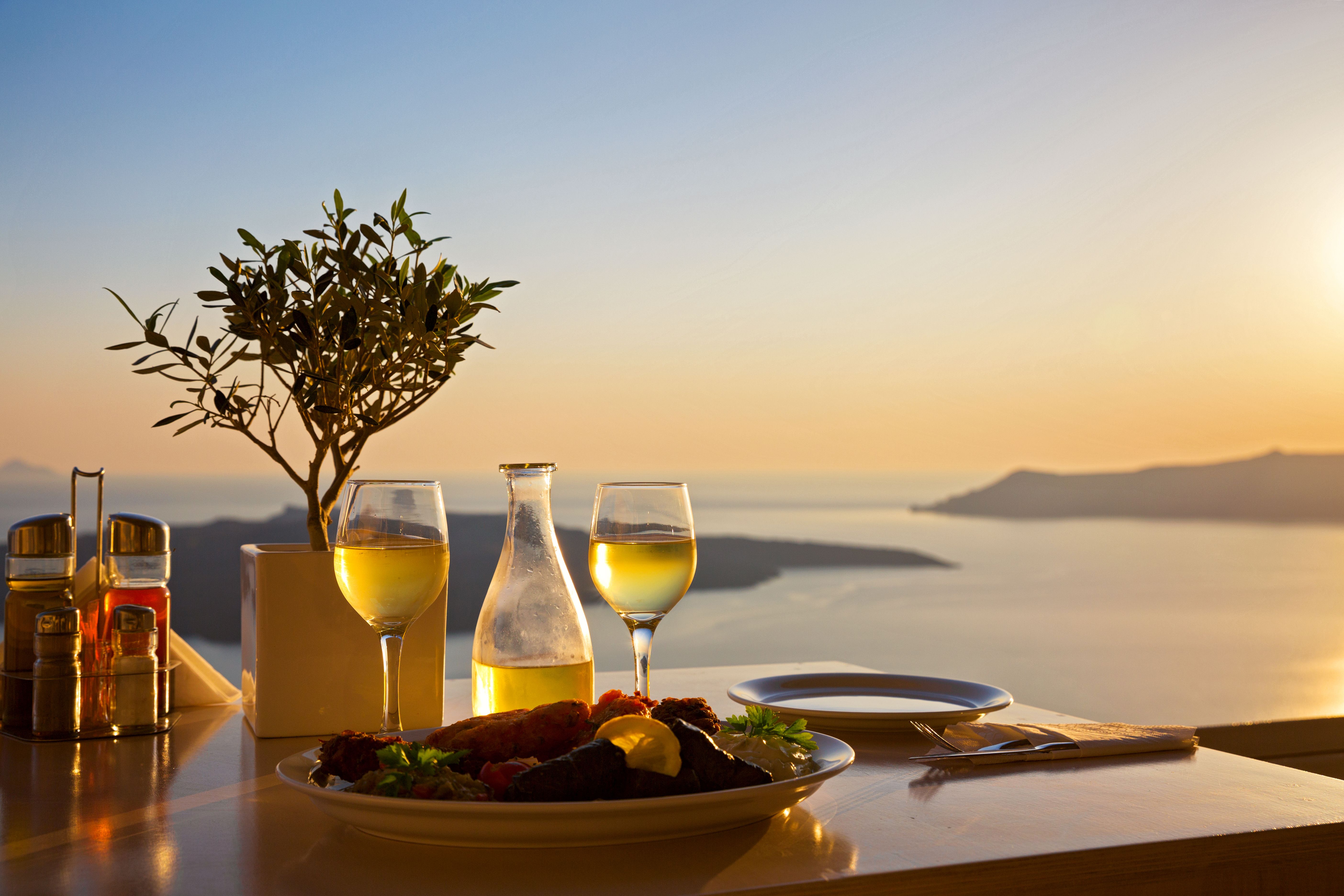 Santorini wine