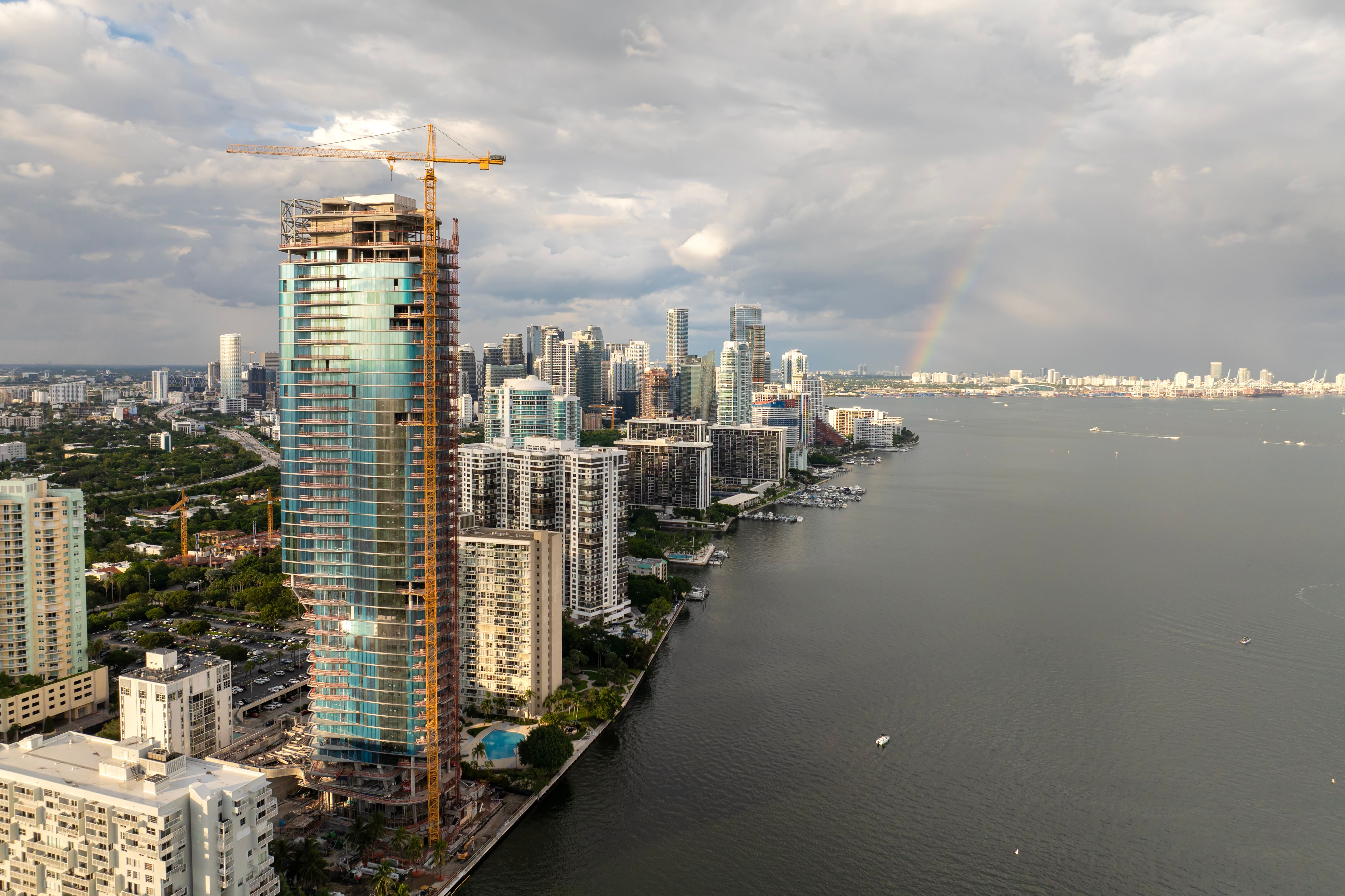 construction workers miami