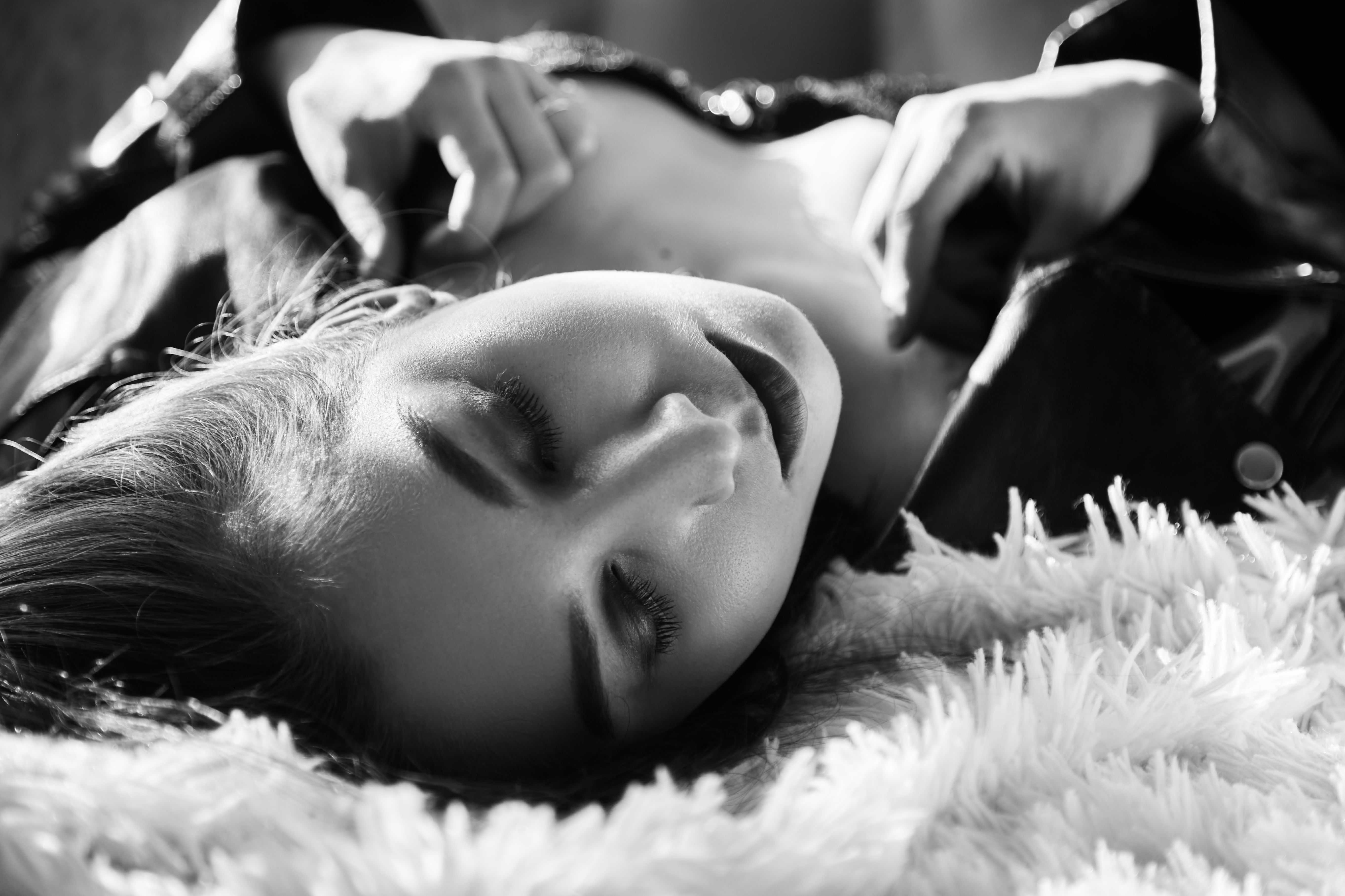 seasonal boudoir photography