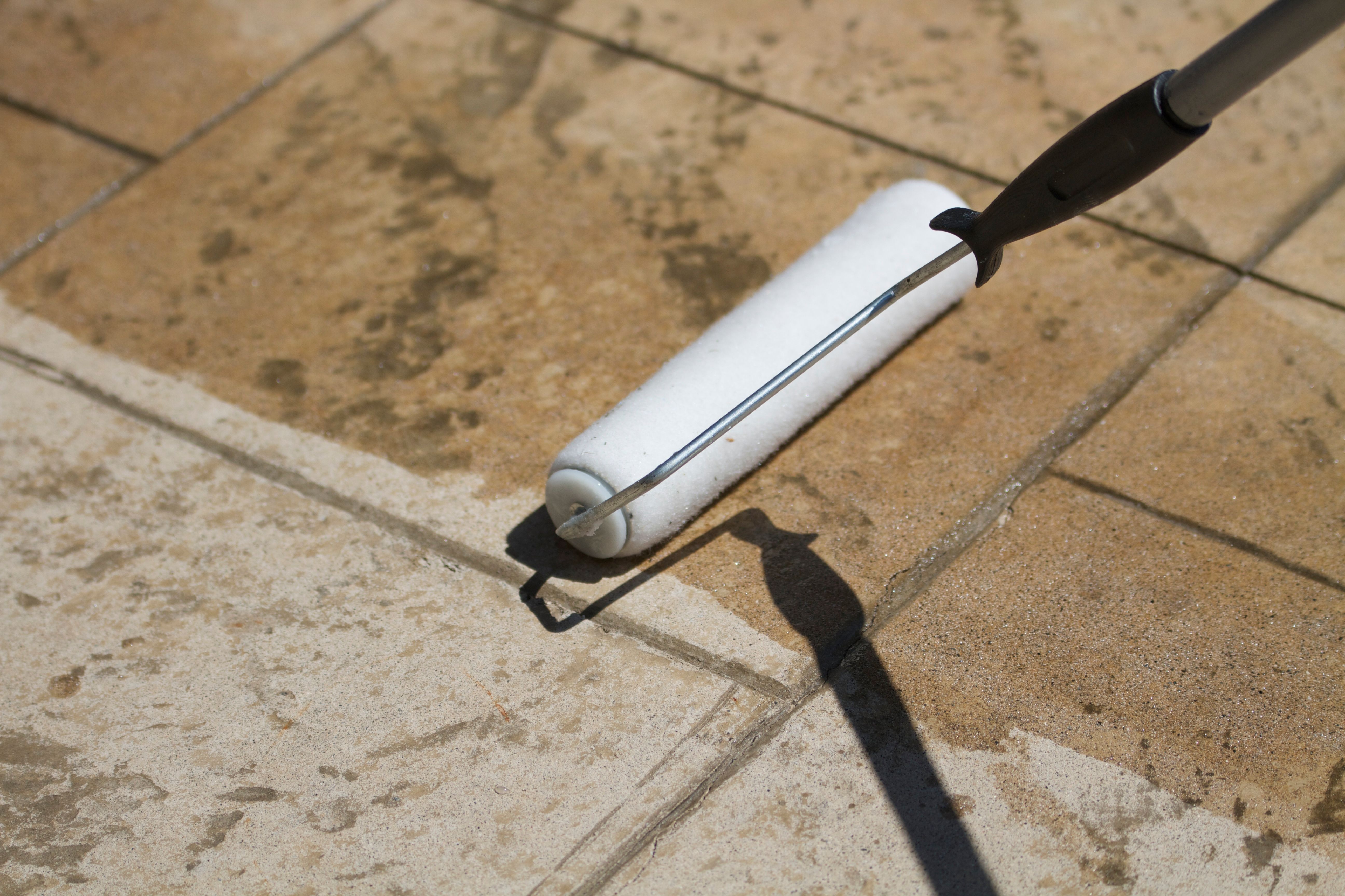 applying concrete sealer