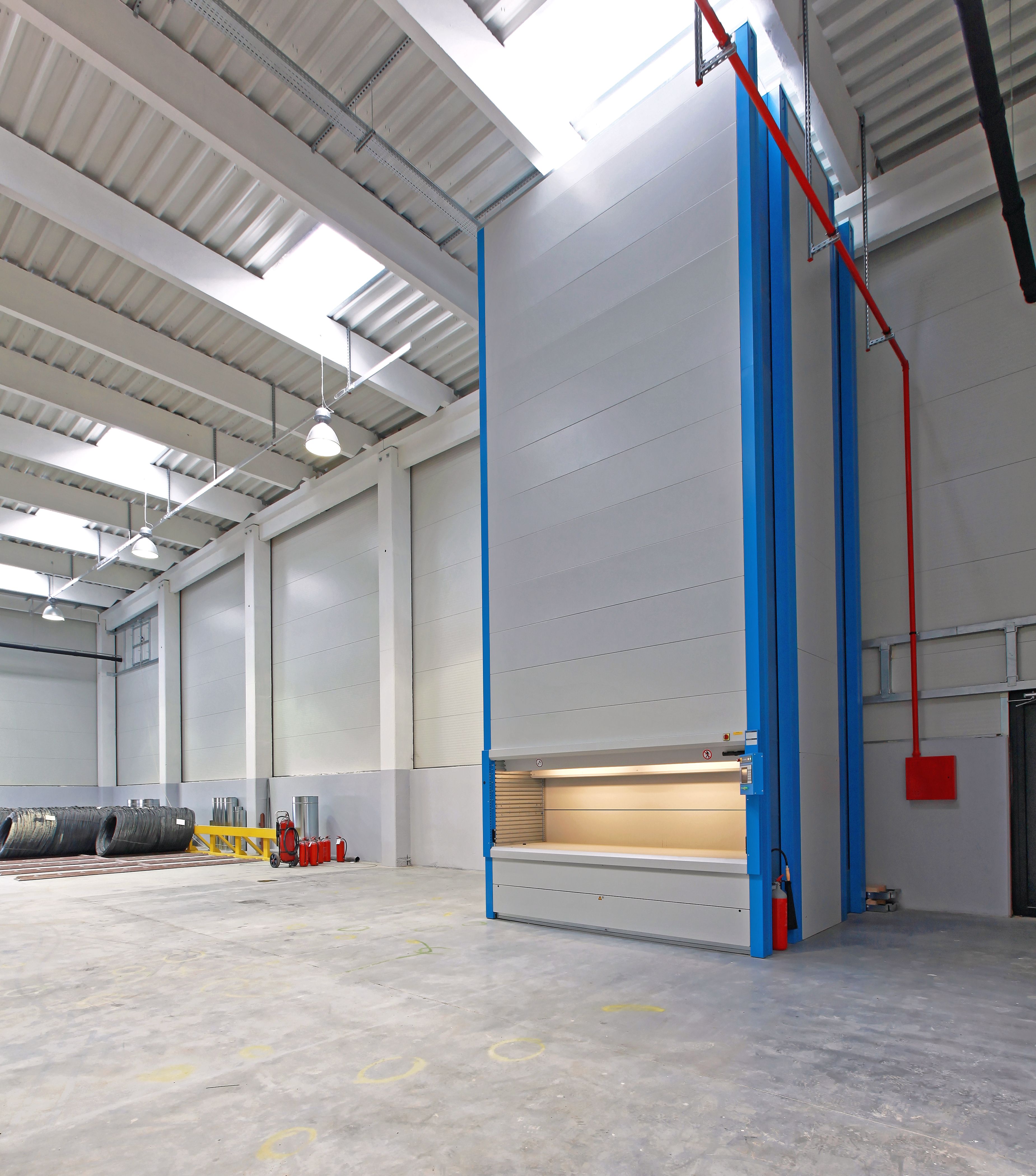 vertical warehouse storage