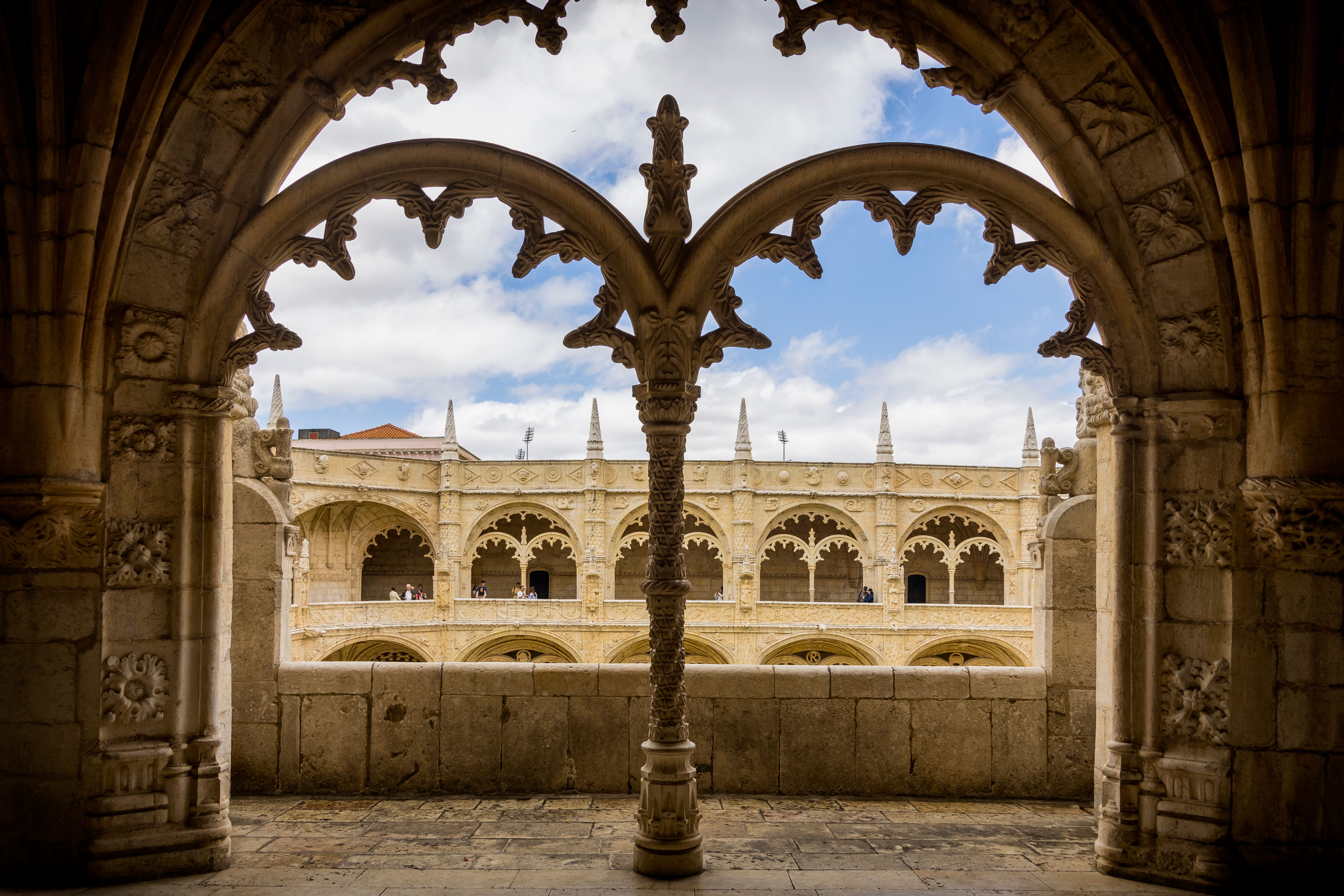 lisbon courtyard