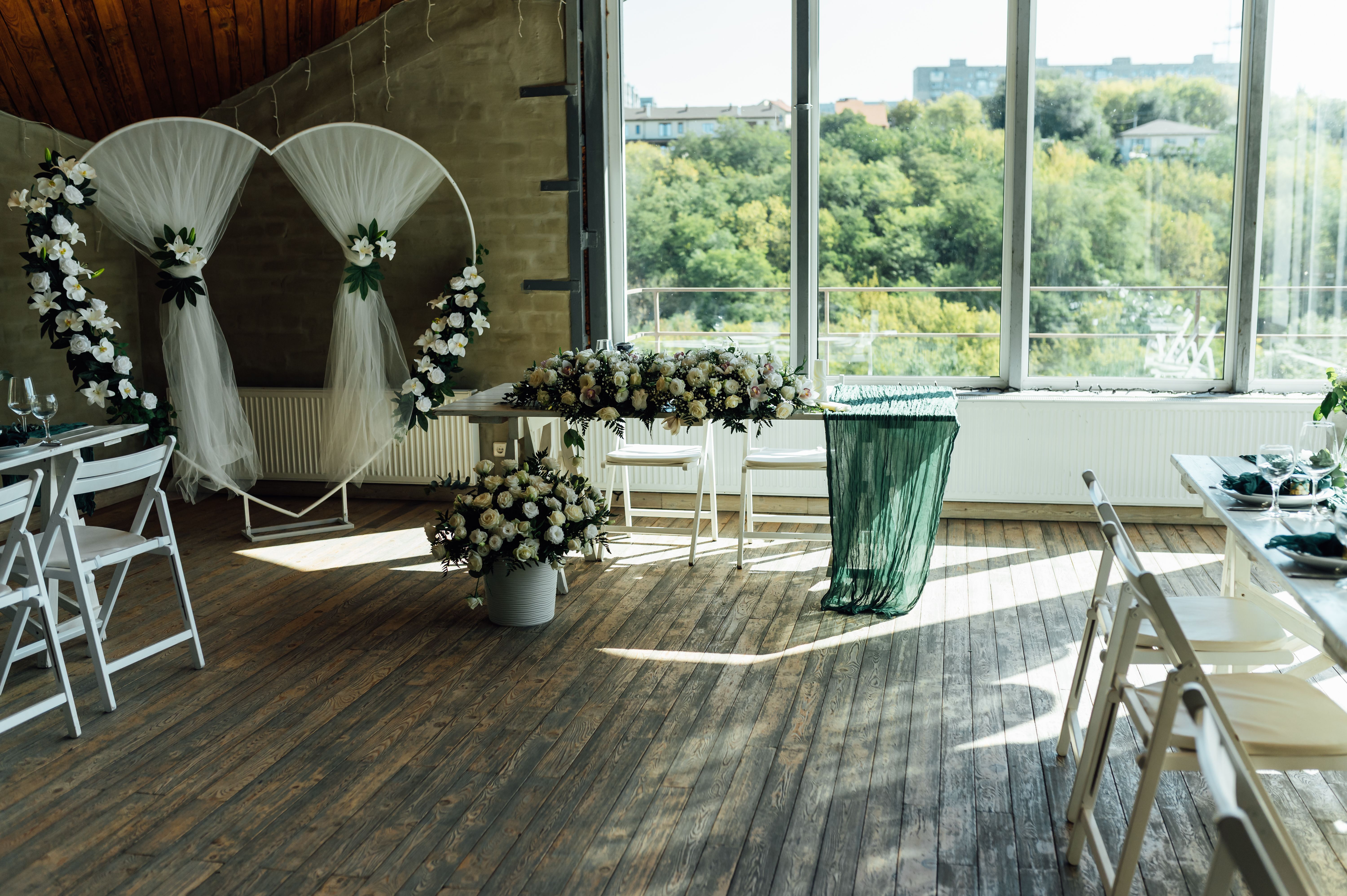 industrial wedding decor