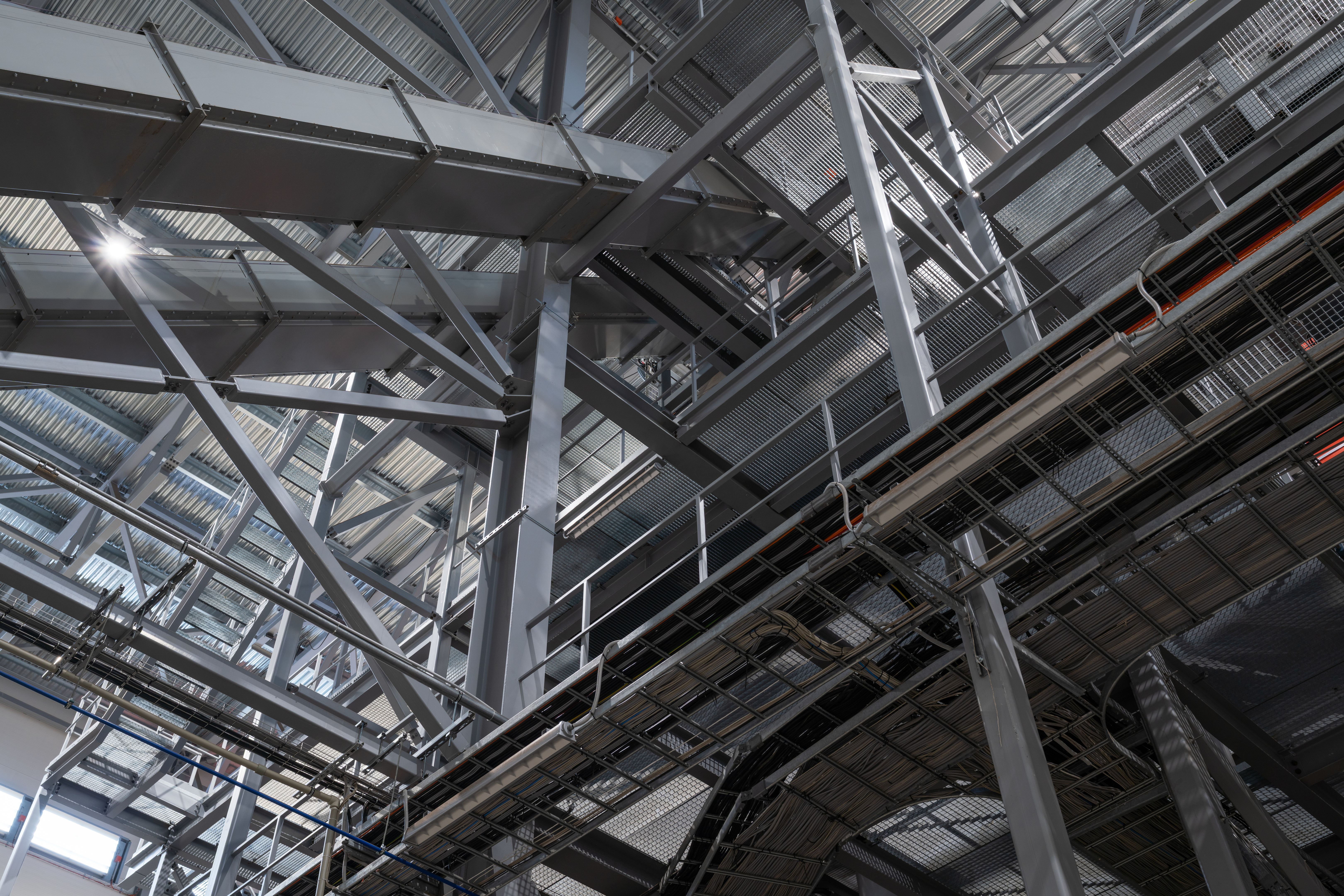 Modern medium-power biofuel boiler Modern medium-power biofuel boiler