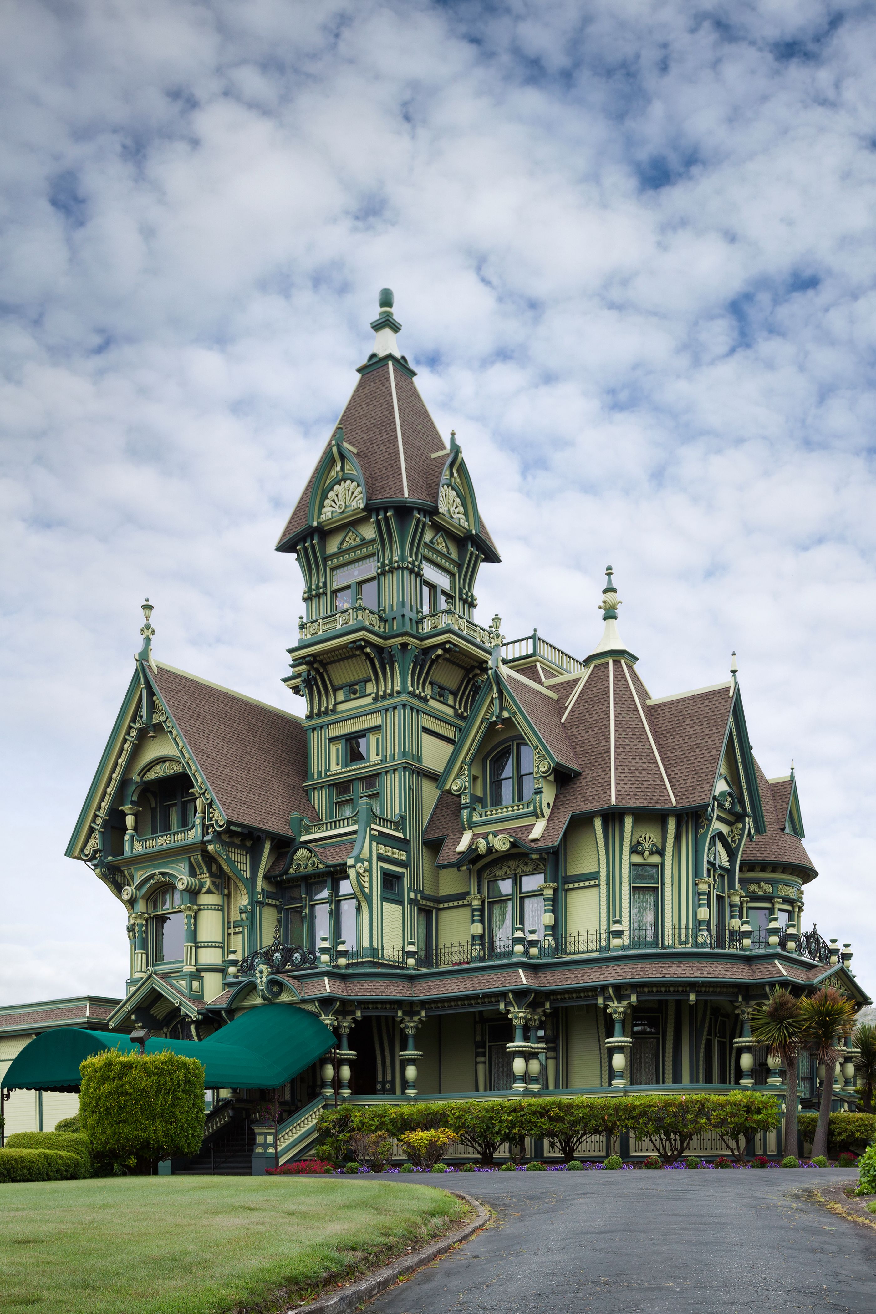 victorian mansion
