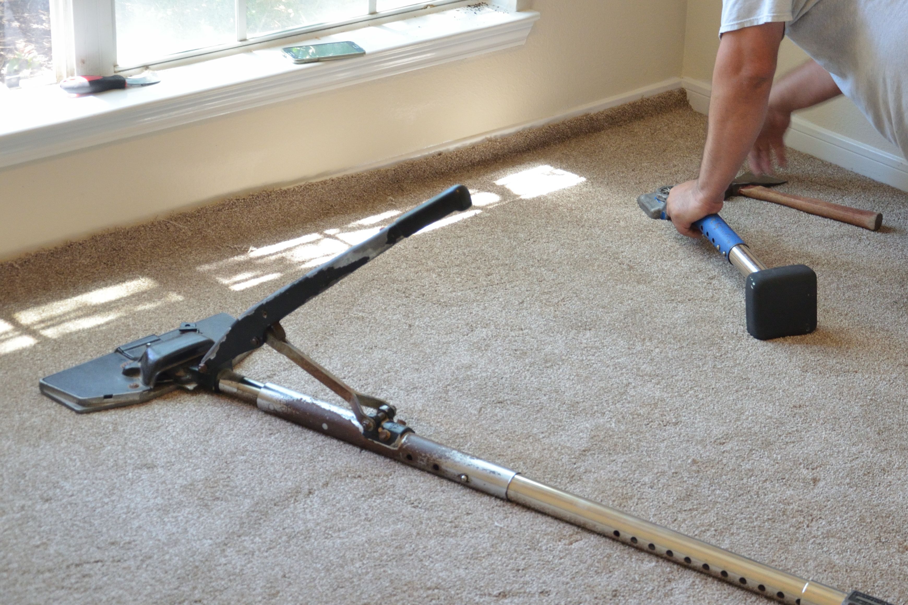 Installing carpet