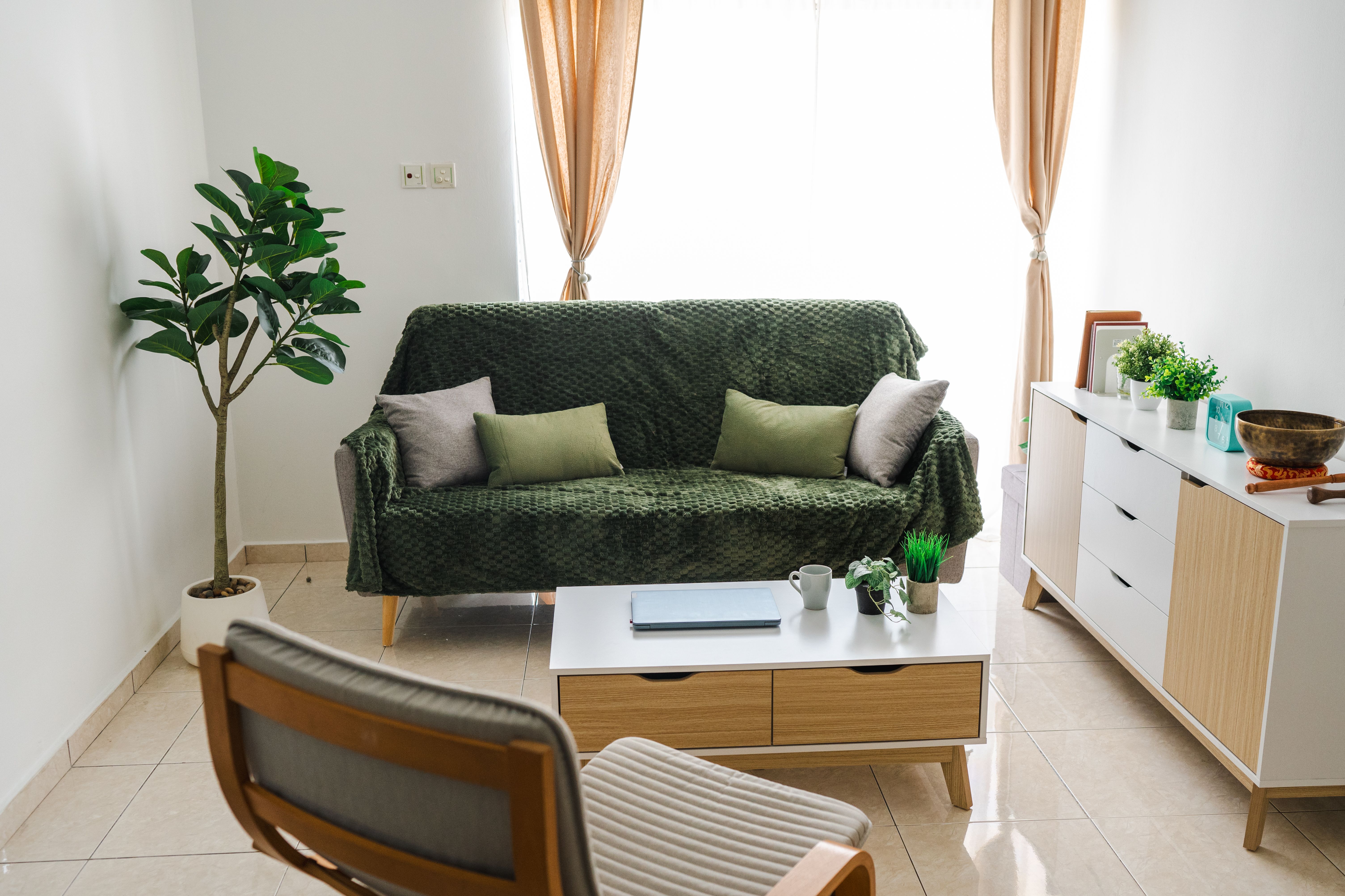 decluttered home