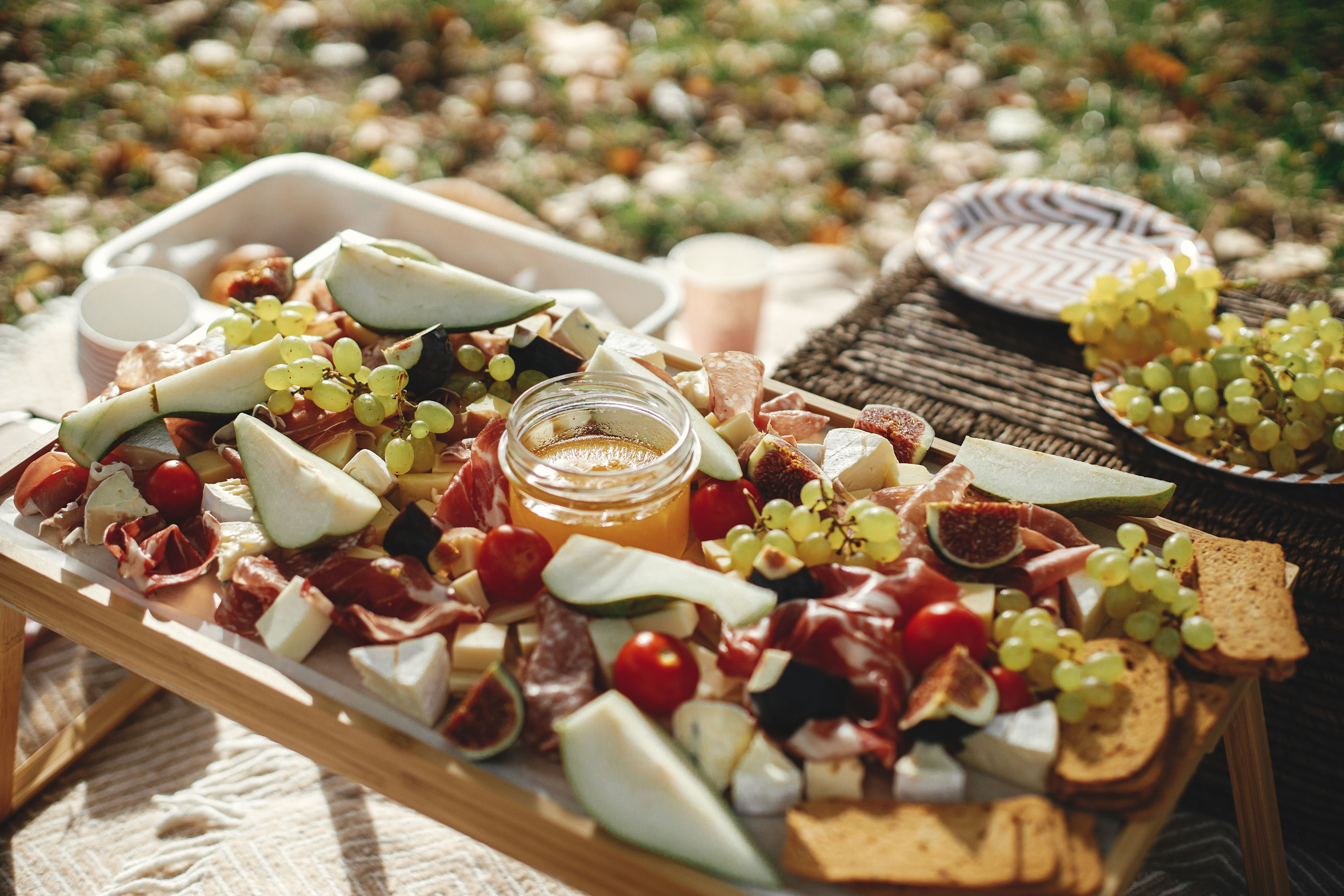 gourmet picnic food