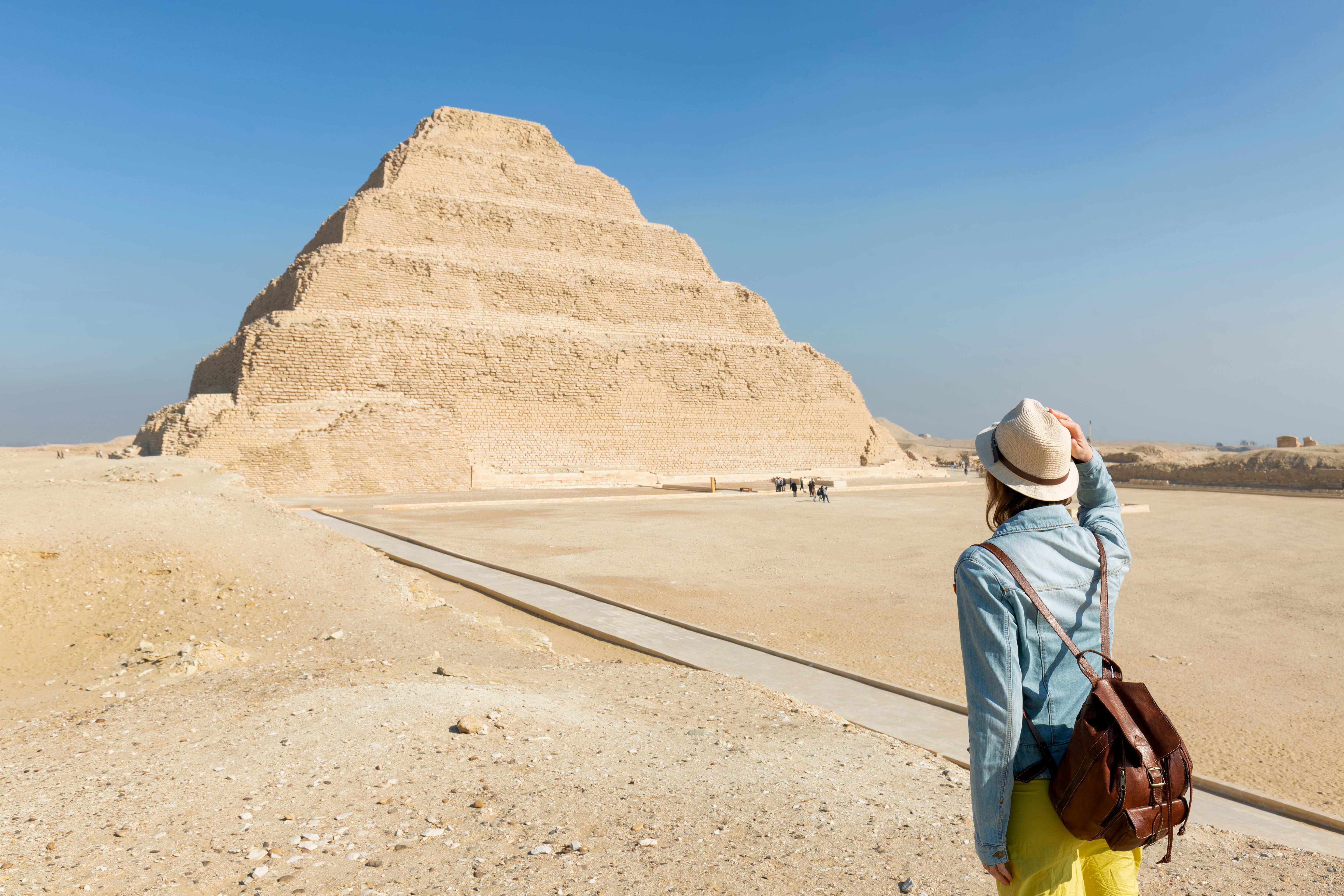 saqqara pyramid